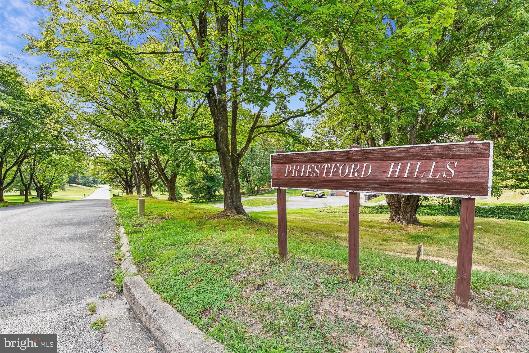 PRIESTFORD HILLS - Residential