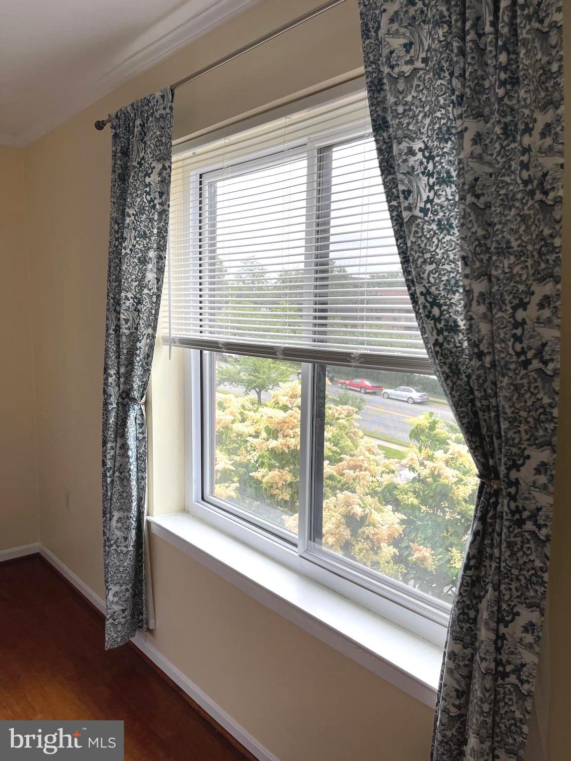 HAWTHORNE VILLAGE - Residential Lease