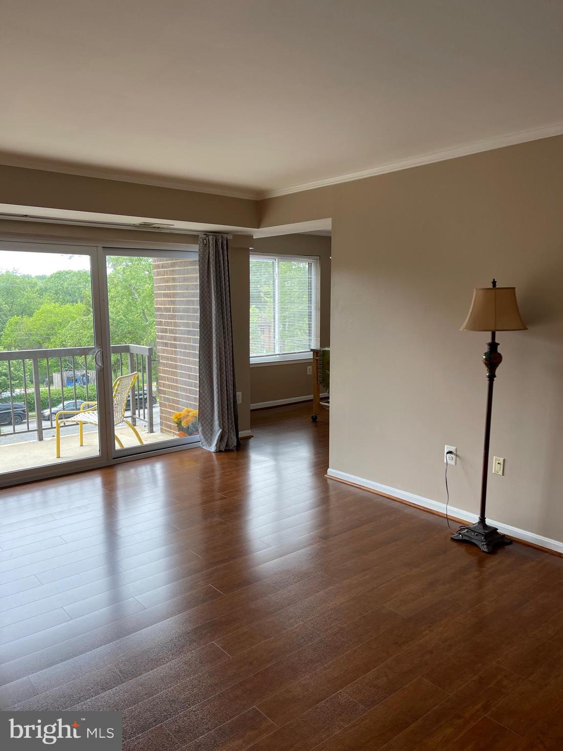 HAWTHORNE VILLAGE - Residential Lease