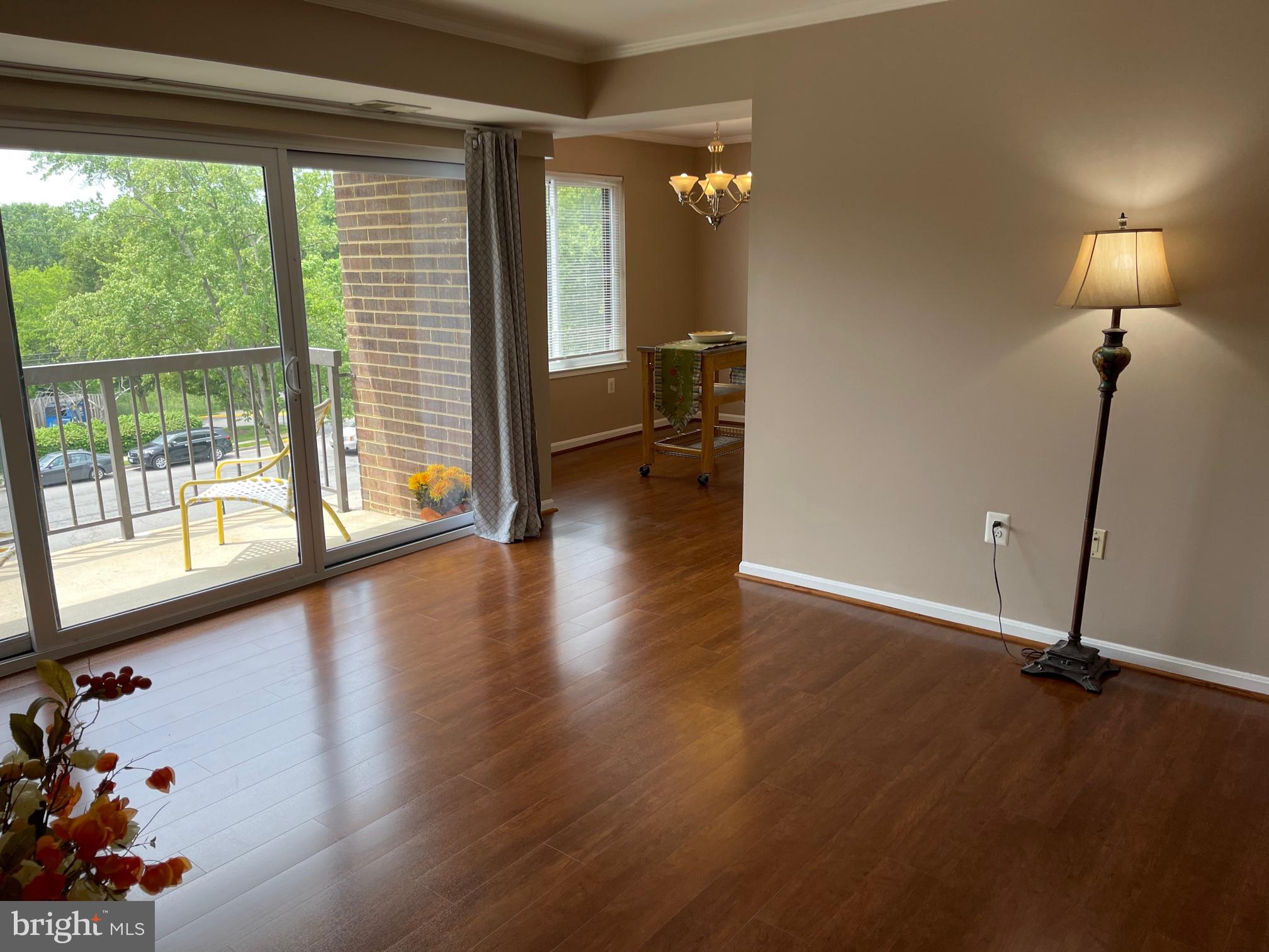 HAWTHORNE VILLAGE - Residential Lease