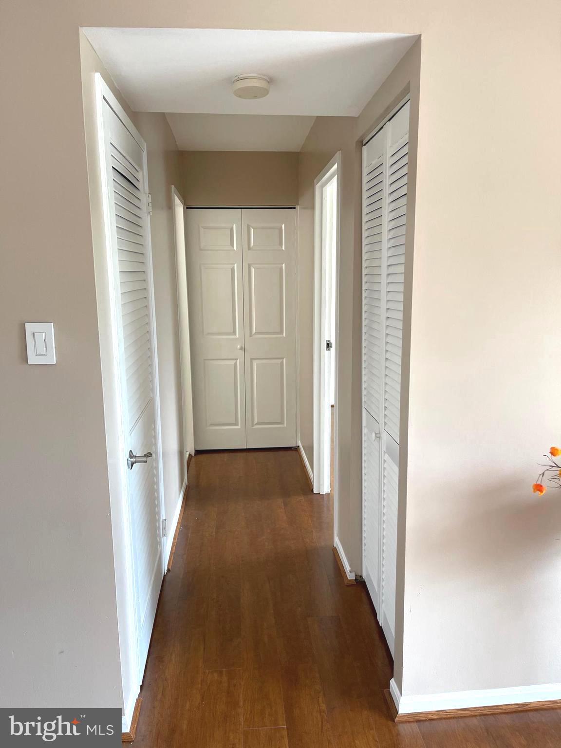 HAWTHORNE VILLAGE - Residential Lease