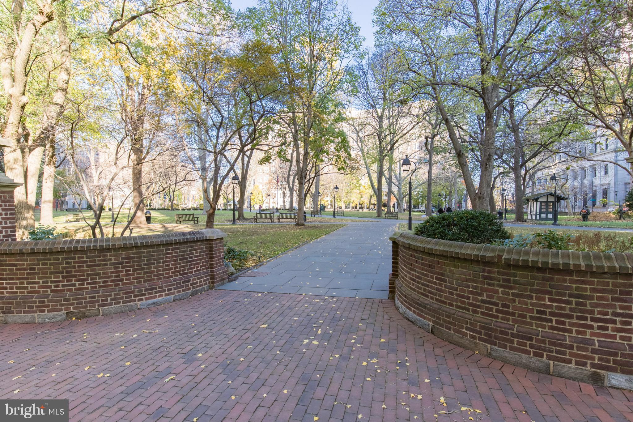 SOCIETY HILL - Residential