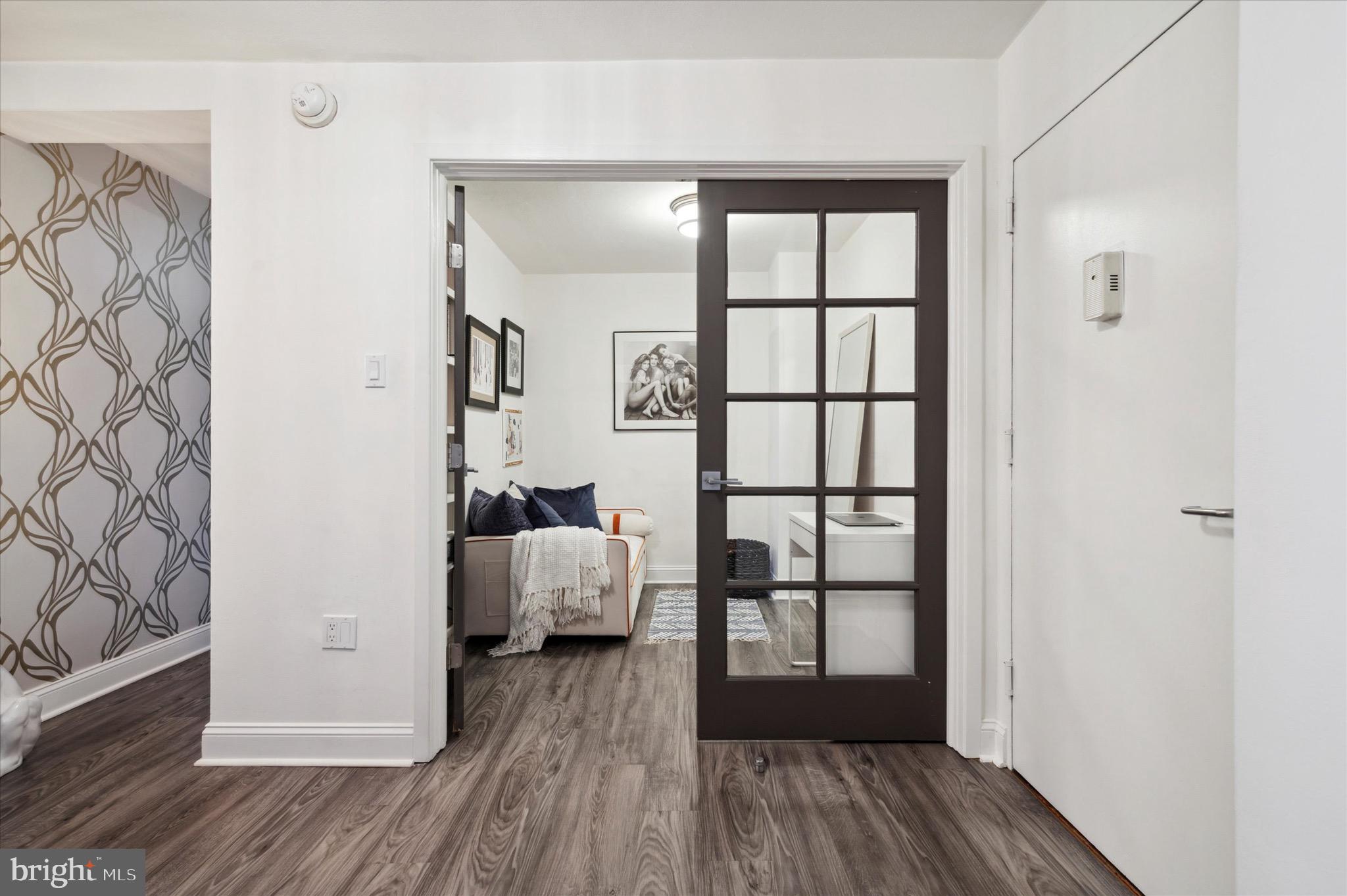 SOCIETY HILL - Residential
