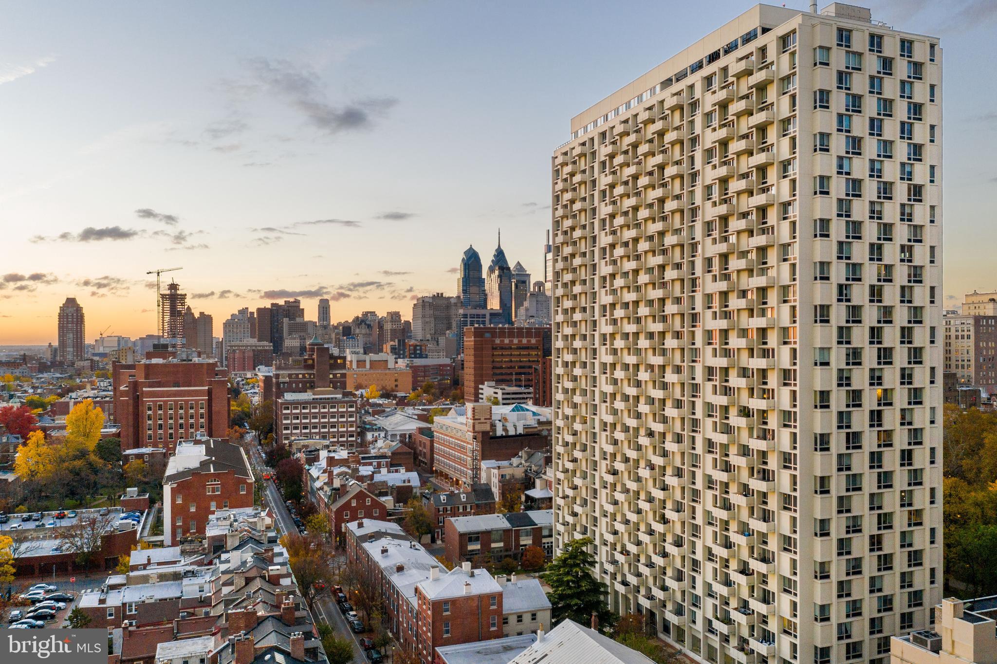 SOCIETY HILL - Residential