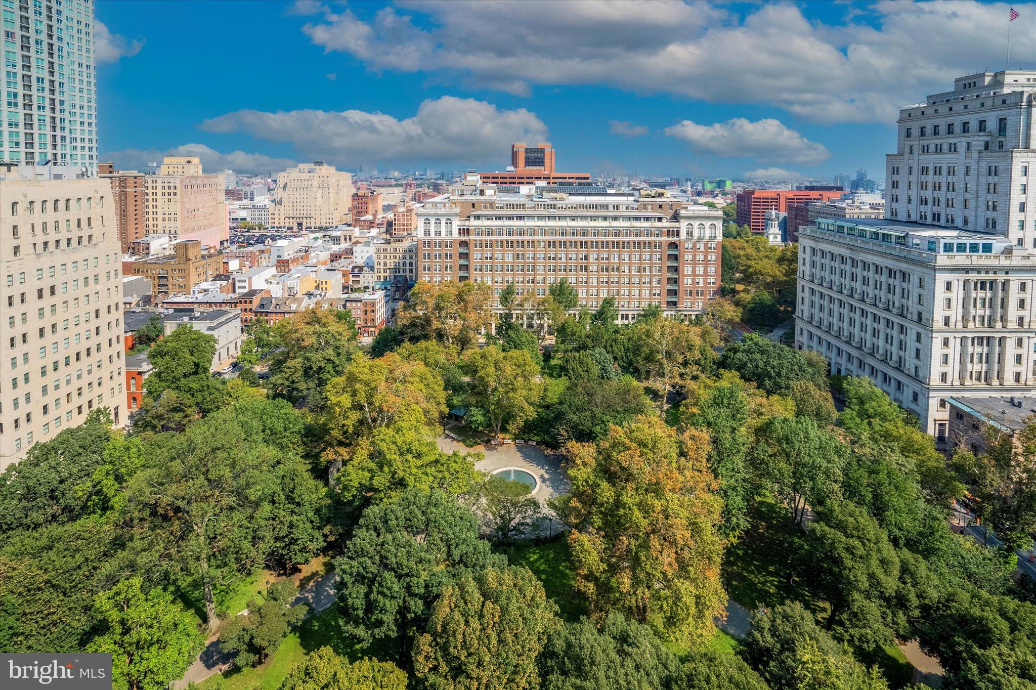 SOCIETY HILL - Residential