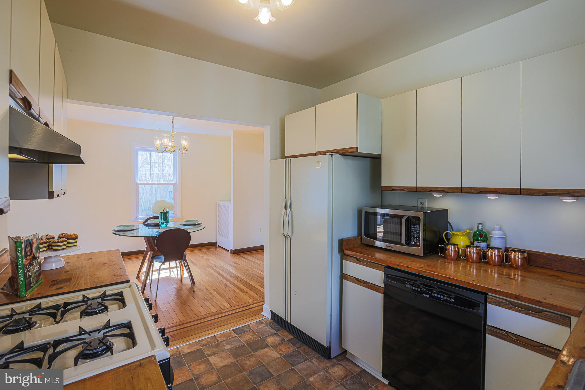 MOUNT WASHINGTON - Residential