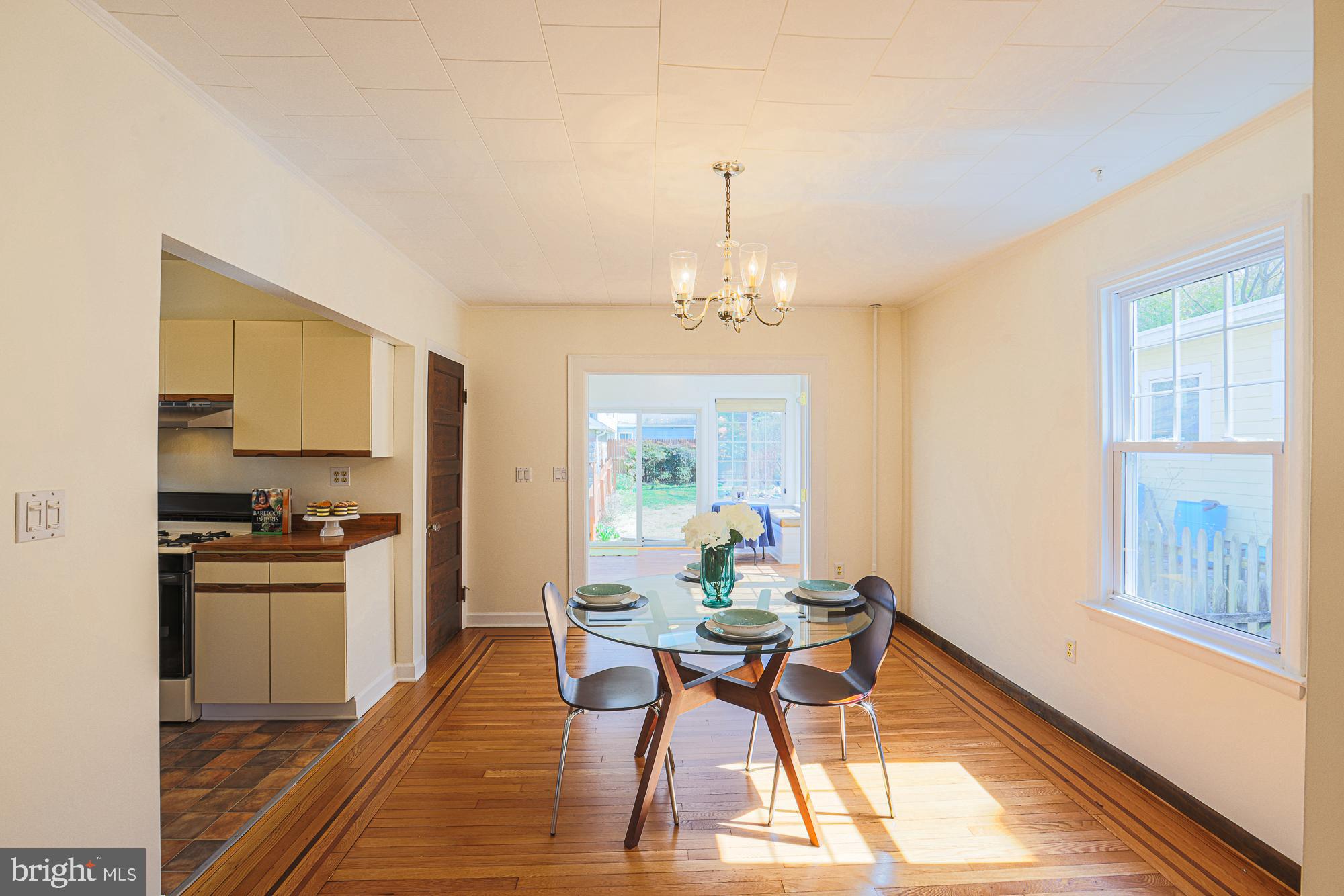 MOUNT WASHINGTON - Residential