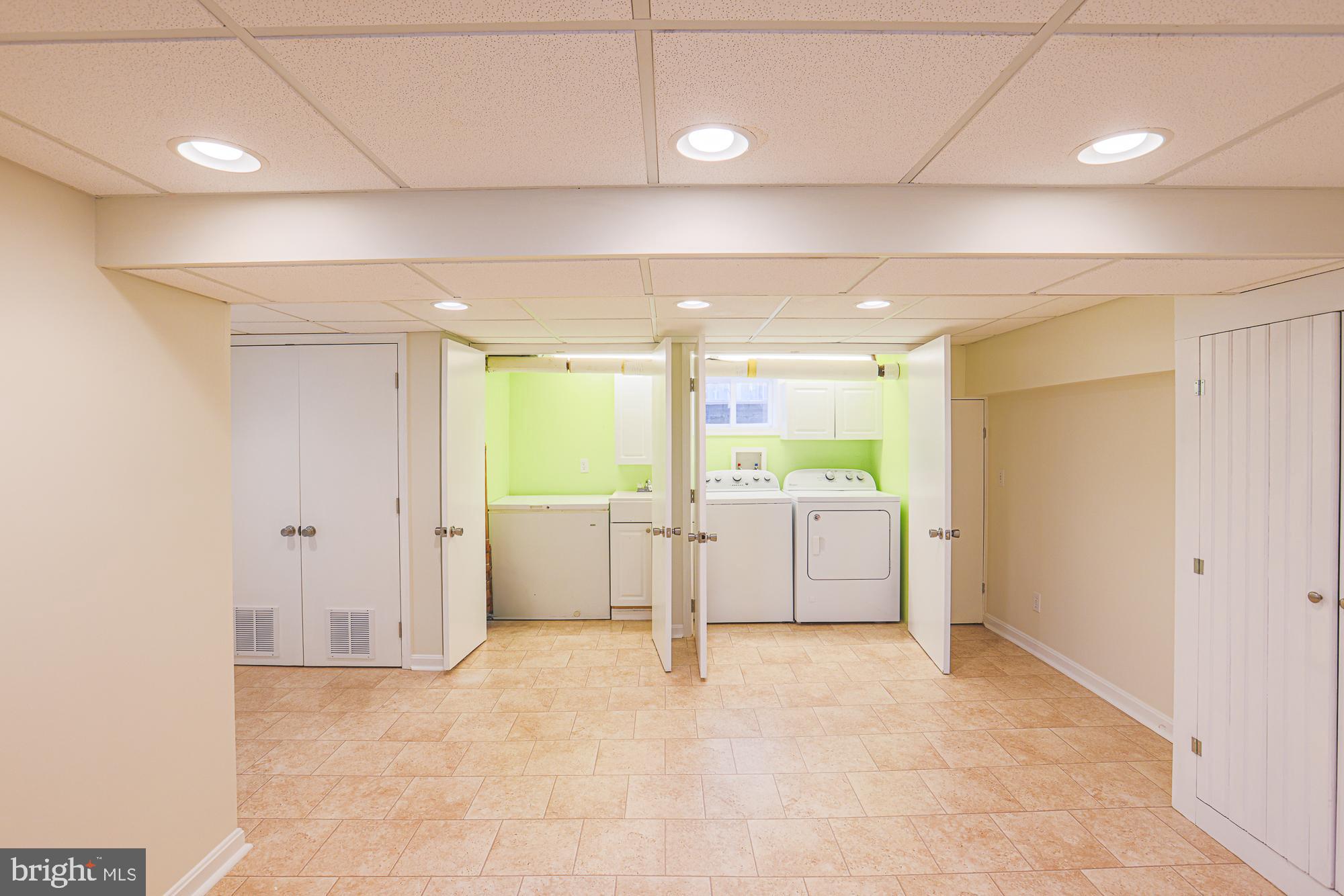 MOUNT WASHINGTON - Residential