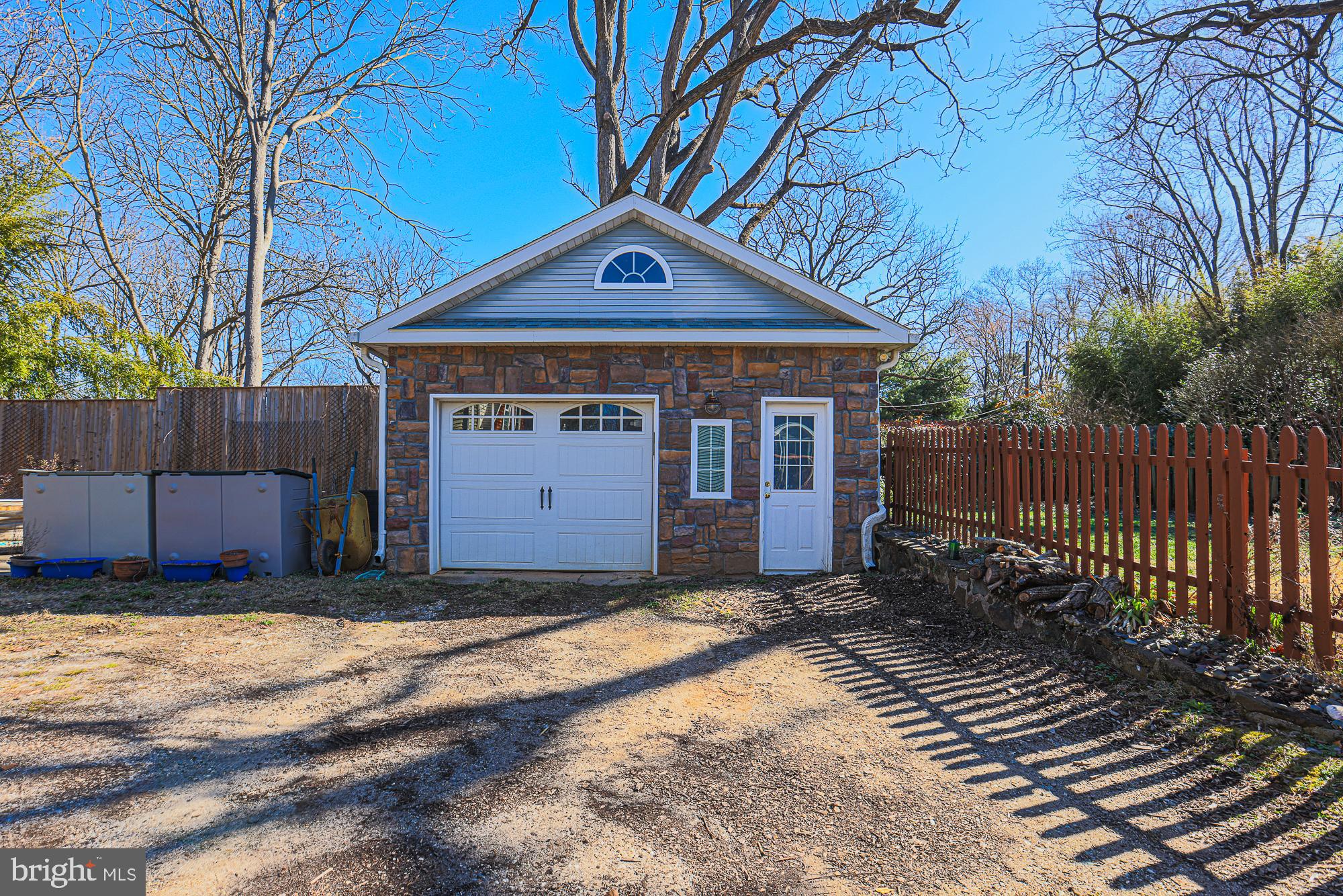 MOUNT WASHINGTON - Residential