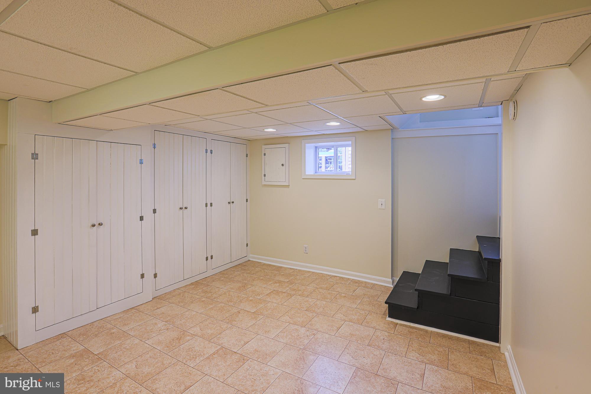 MOUNT WASHINGTON - Residential