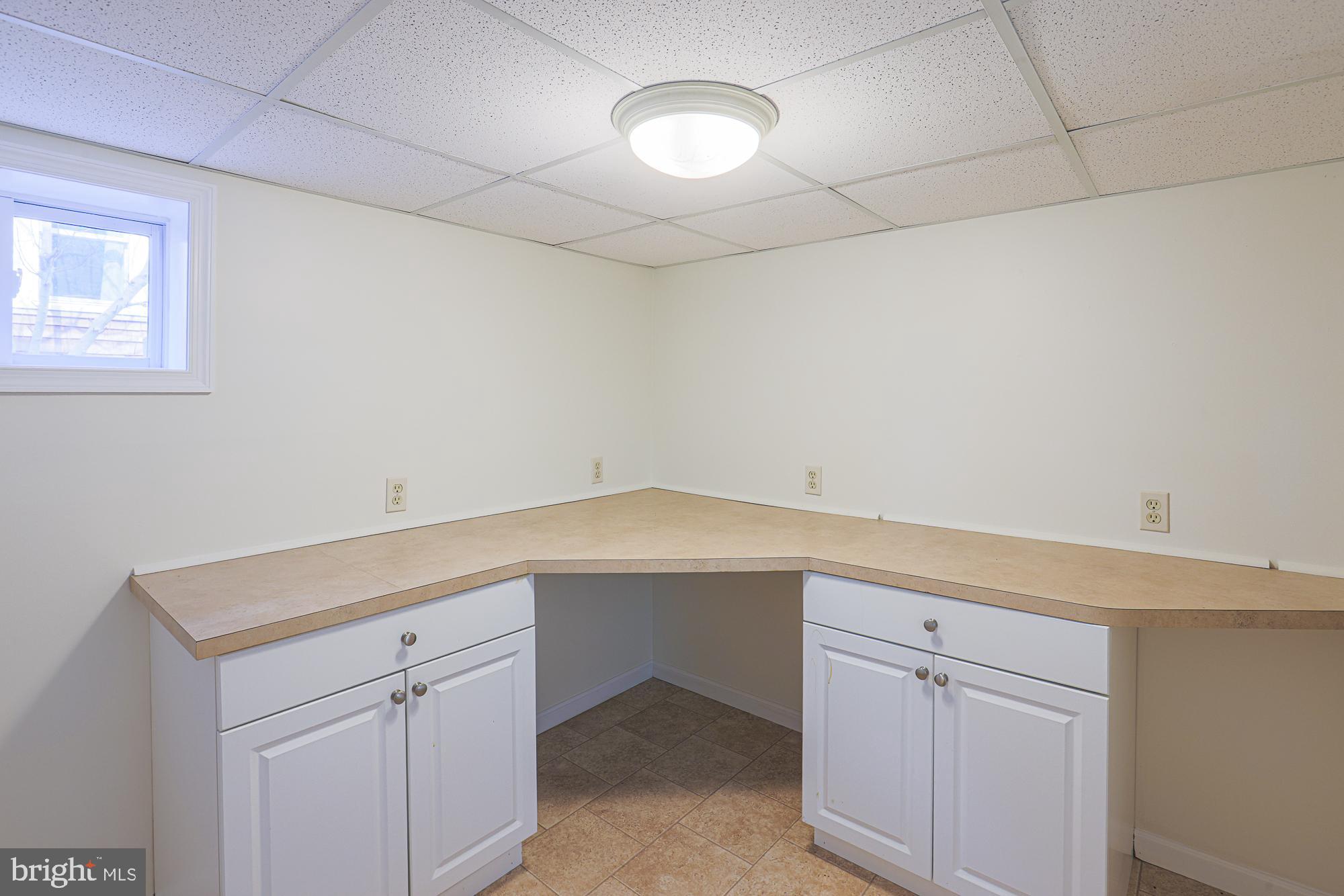 MOUNT WASHINGTON - Residential