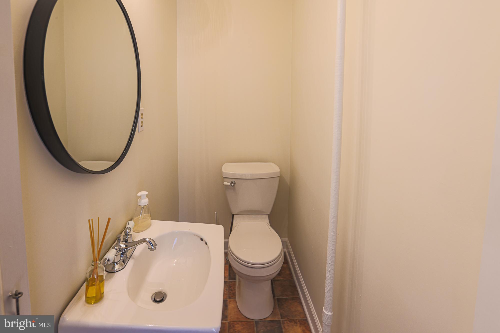 MOUNT WASHINGTON - Residential