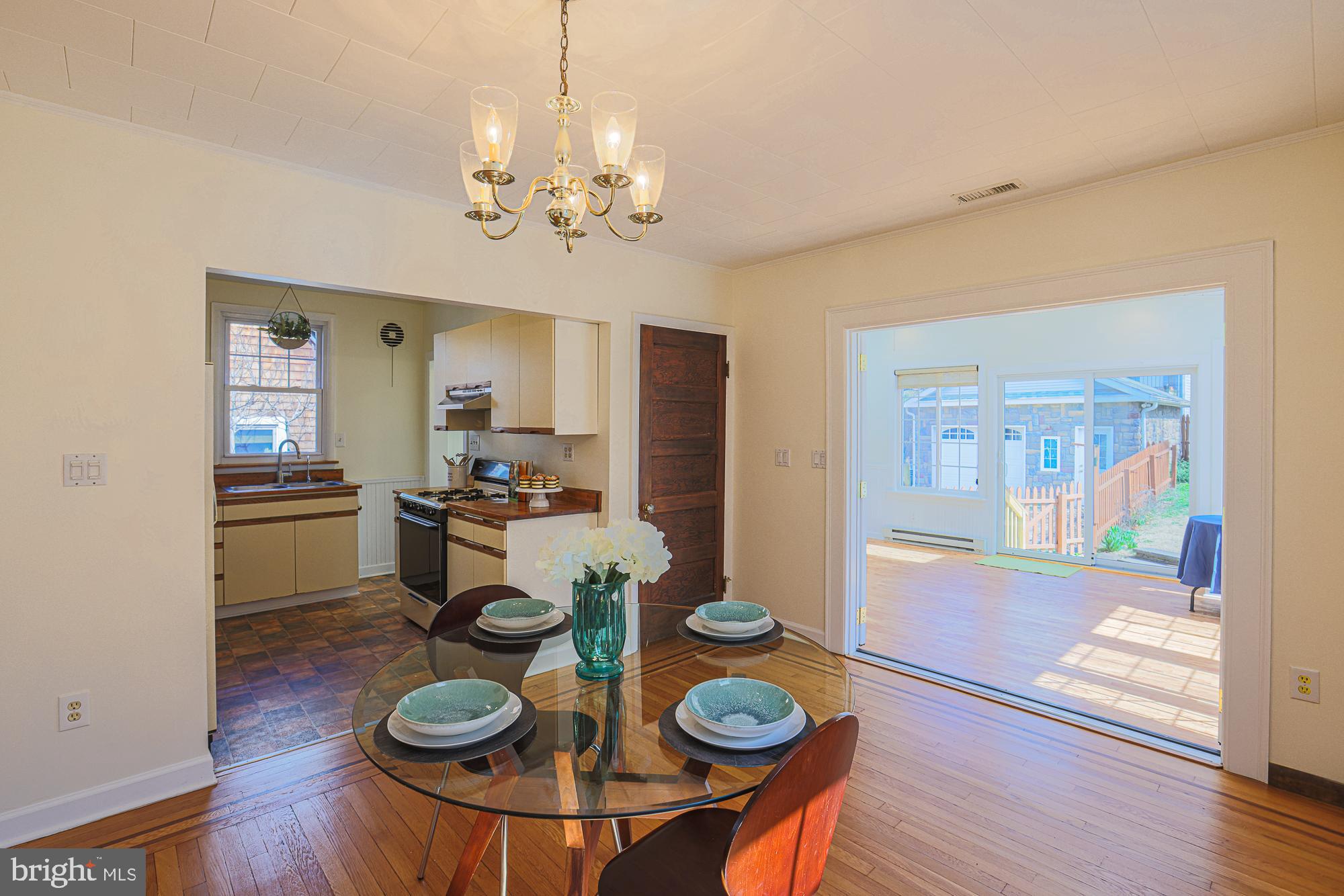 MOUNT WASHINGTON - Residential