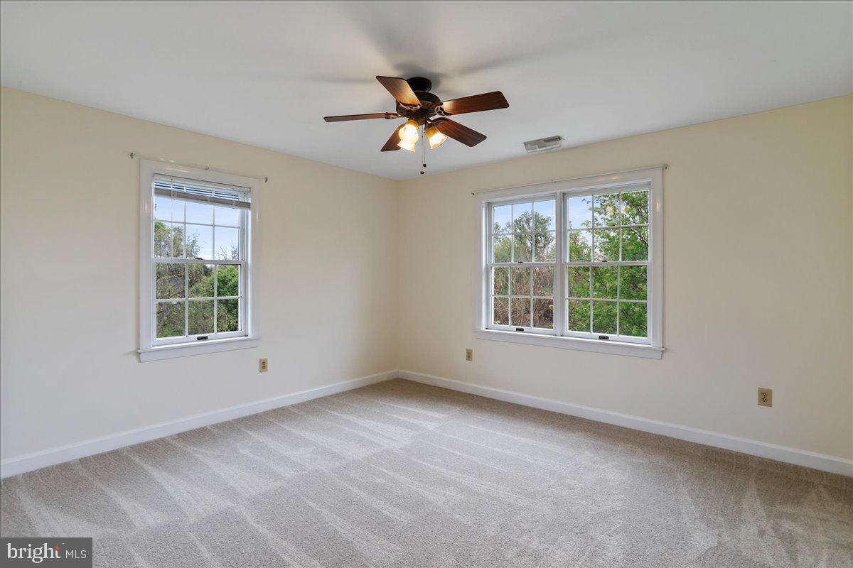 LOCUST HILL - Residential