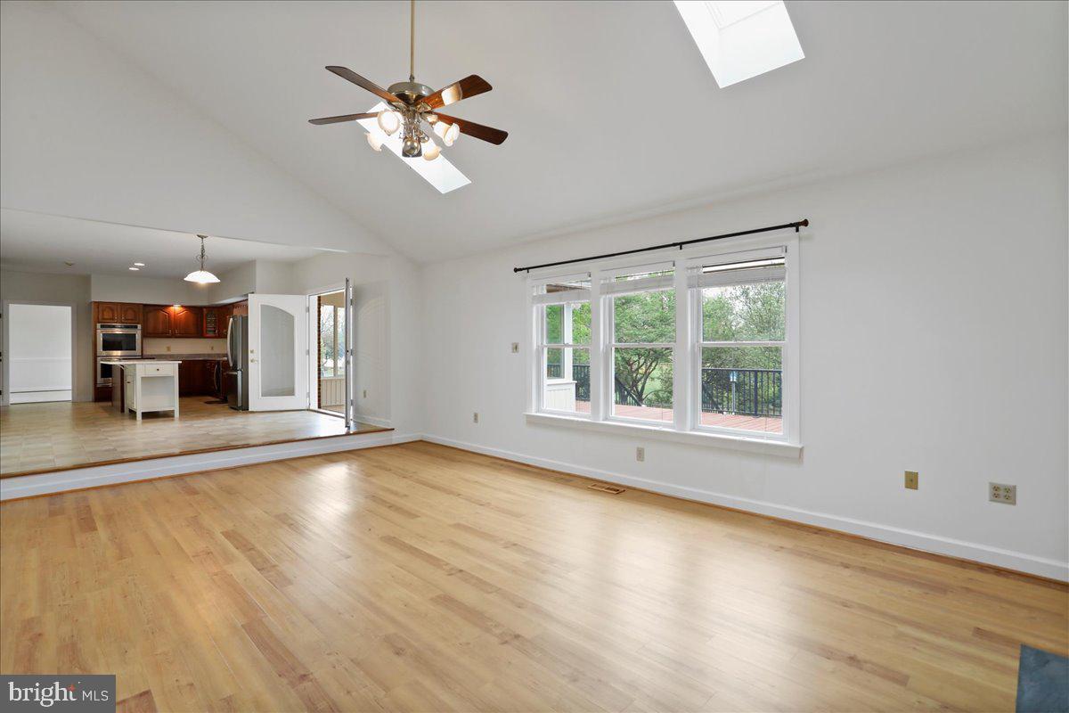 LOCUST HILL - Residential