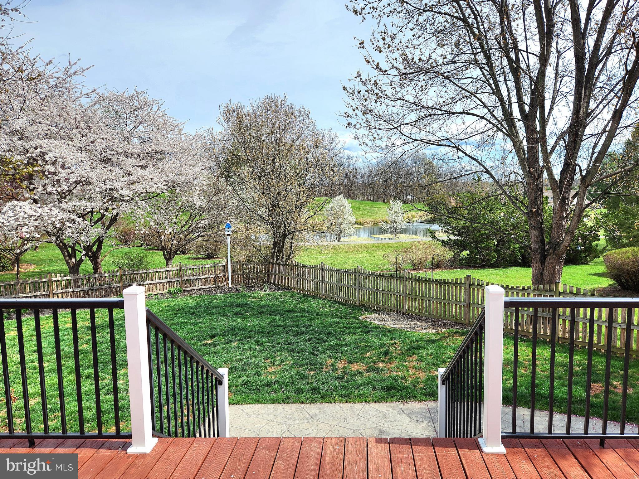 LOCUST HILL - Residential