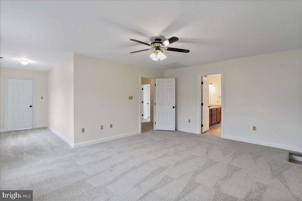 LOCUST HILL - Residential