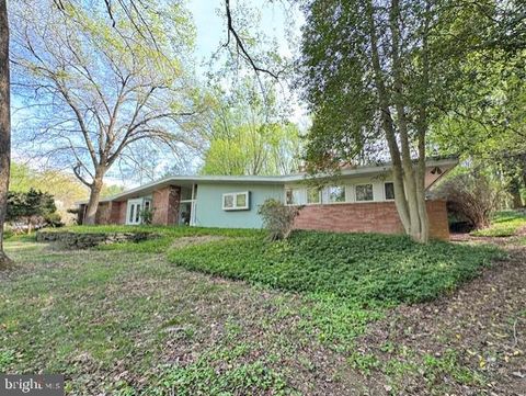 Homes For Rent - 6 Branchwood Court<br/> BALTIMORE, MD 21208