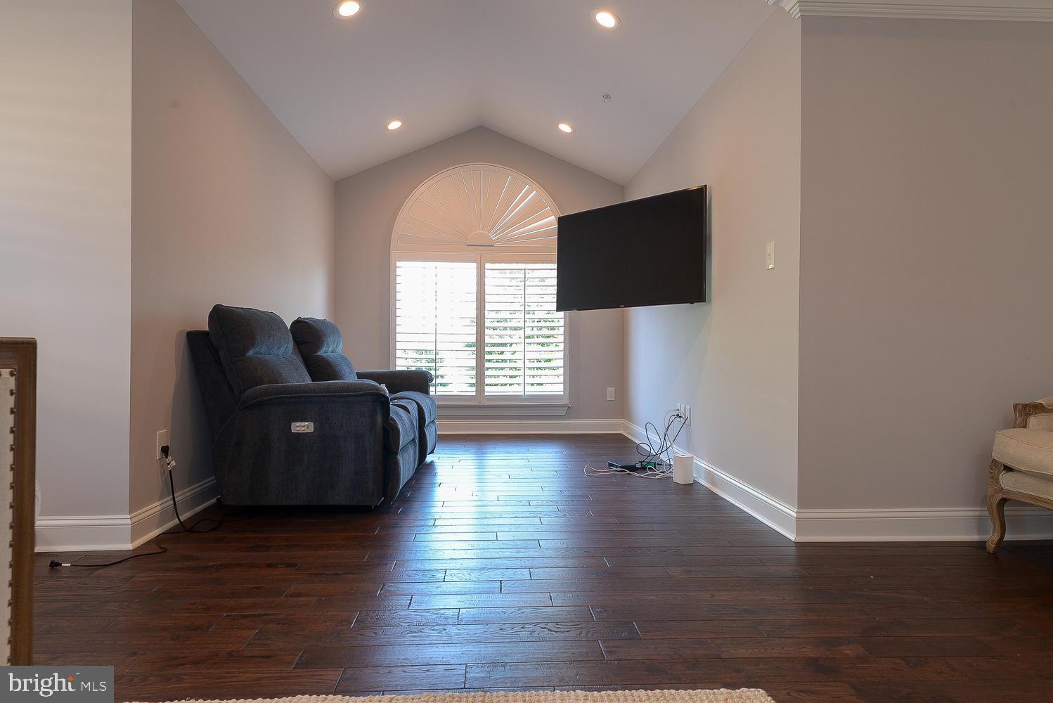 TARTAN SOUTH-PLAT FOUR> - Residential