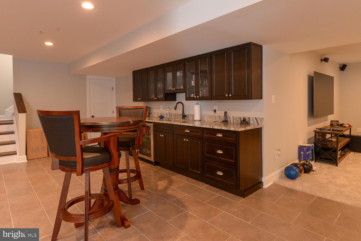 TARTAN SOUTH-PLAT FOUR> - Residential