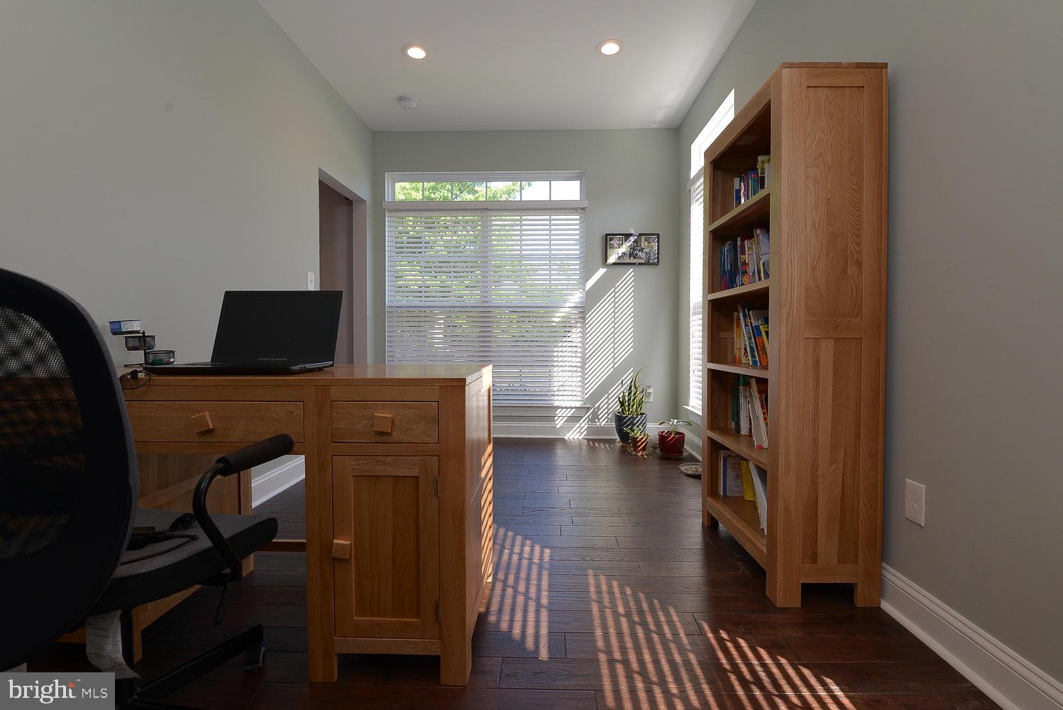 TARTAN SOUTH-PLAT FOUR> - Residential