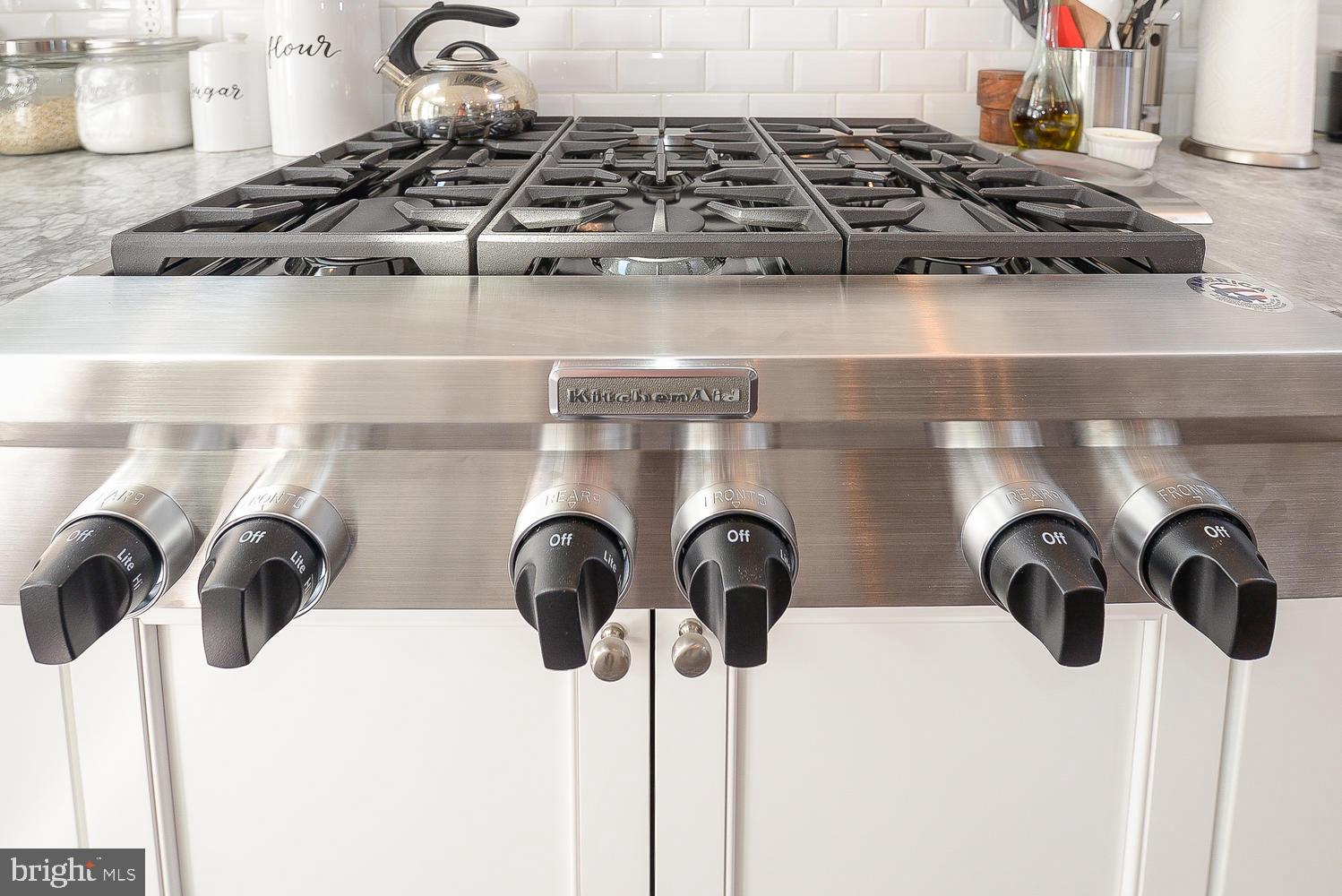 TARTAN SOUTH-PLAT FOUR> - Residential