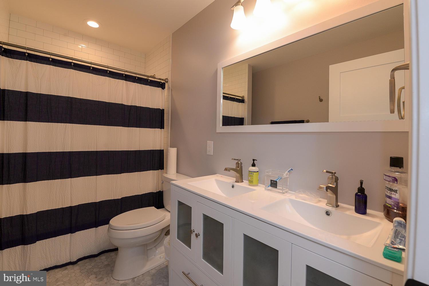 TARTAN SOUTH-PLAT FOUR> - Residential