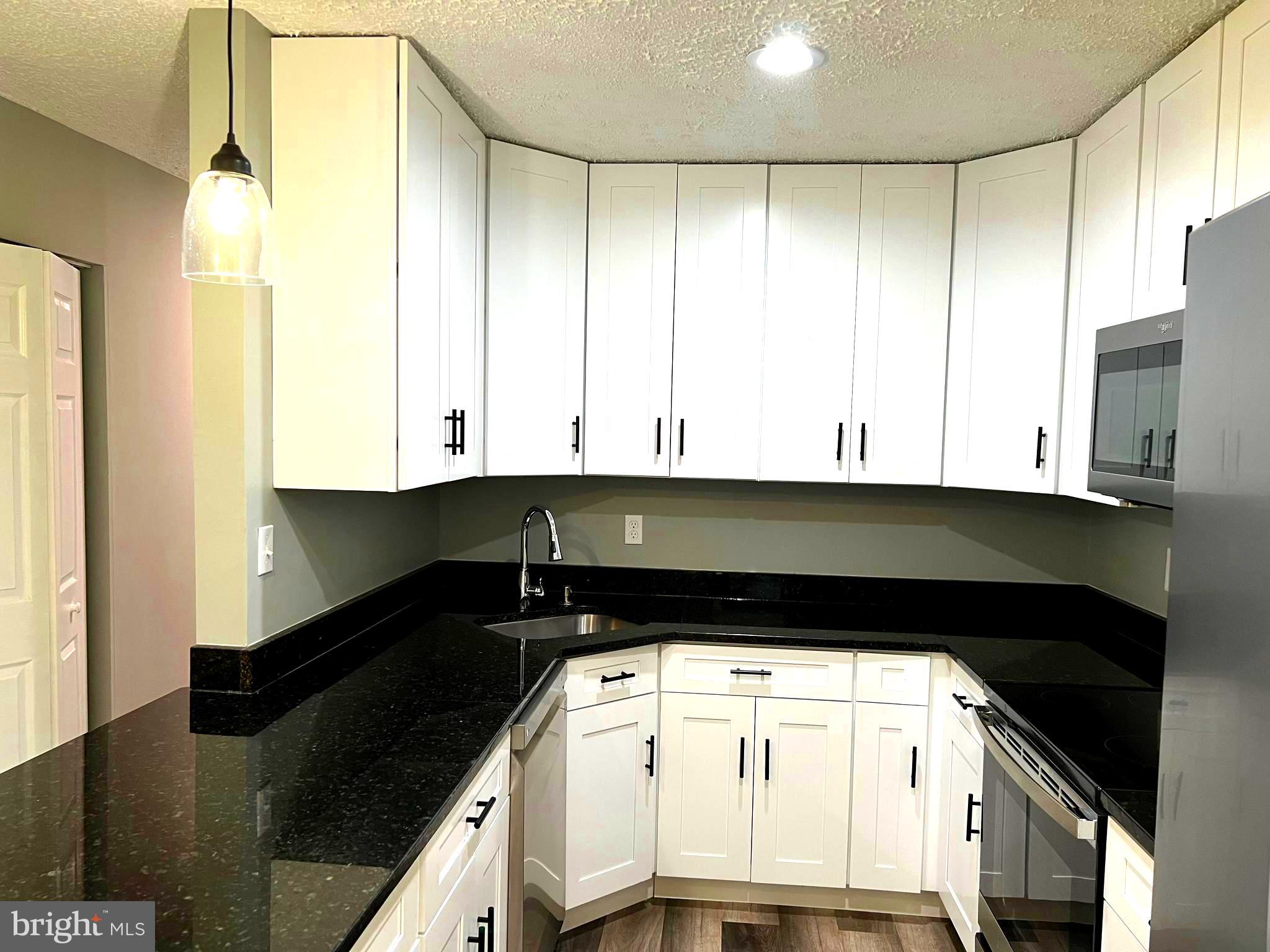 RIVIERA ISLE - Residential