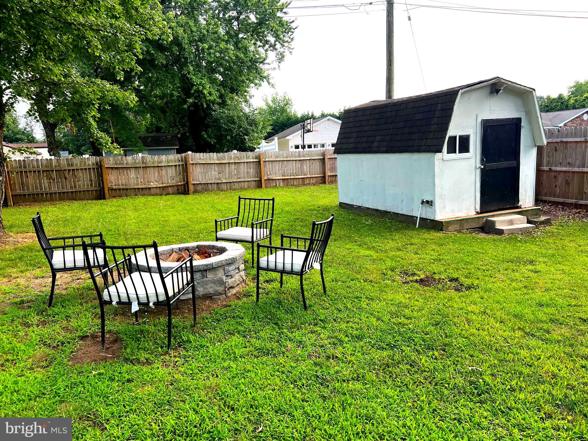 RIVIERA ISLE - Residential