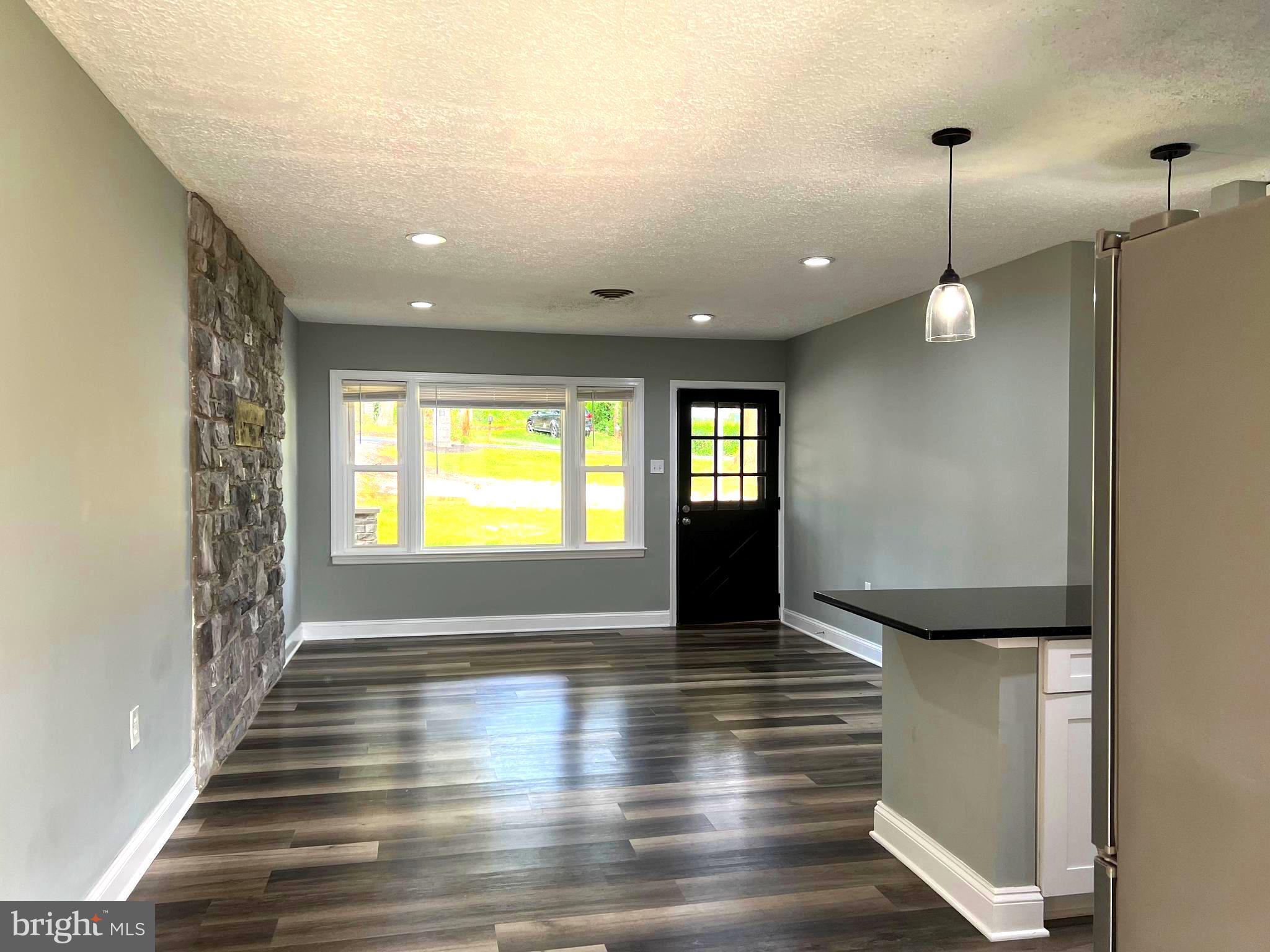 RIVIERA ISLE - Residential