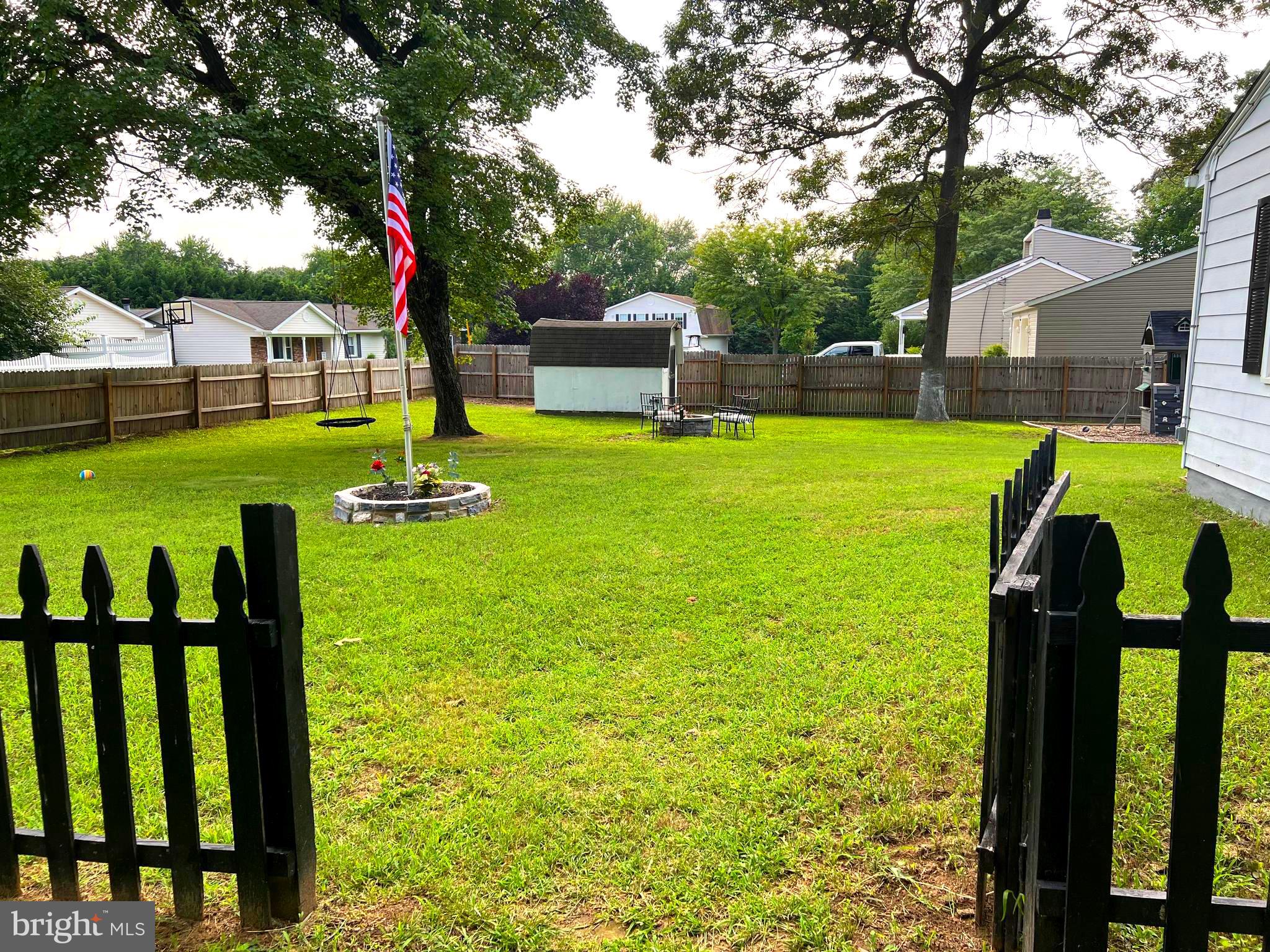 RIVIERA ISLE - Residential