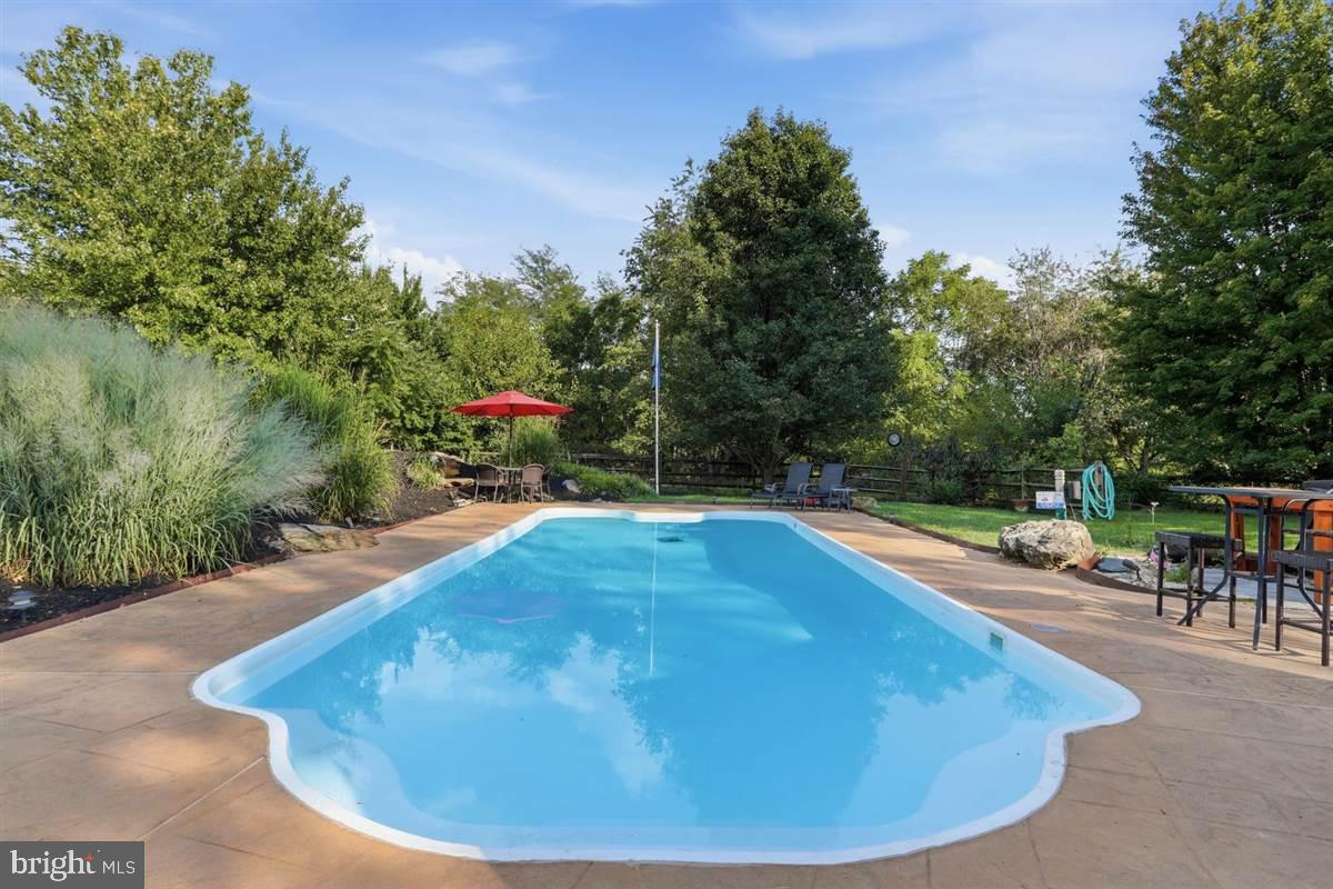 5921 QUINN ROAD