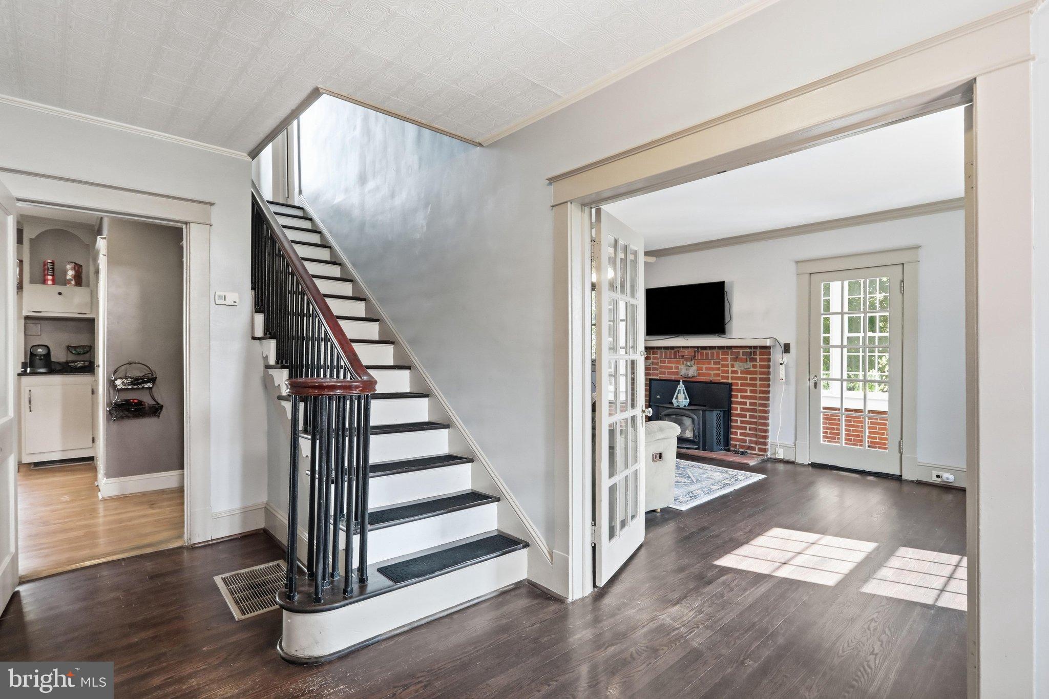 5921 QUINN ROAD