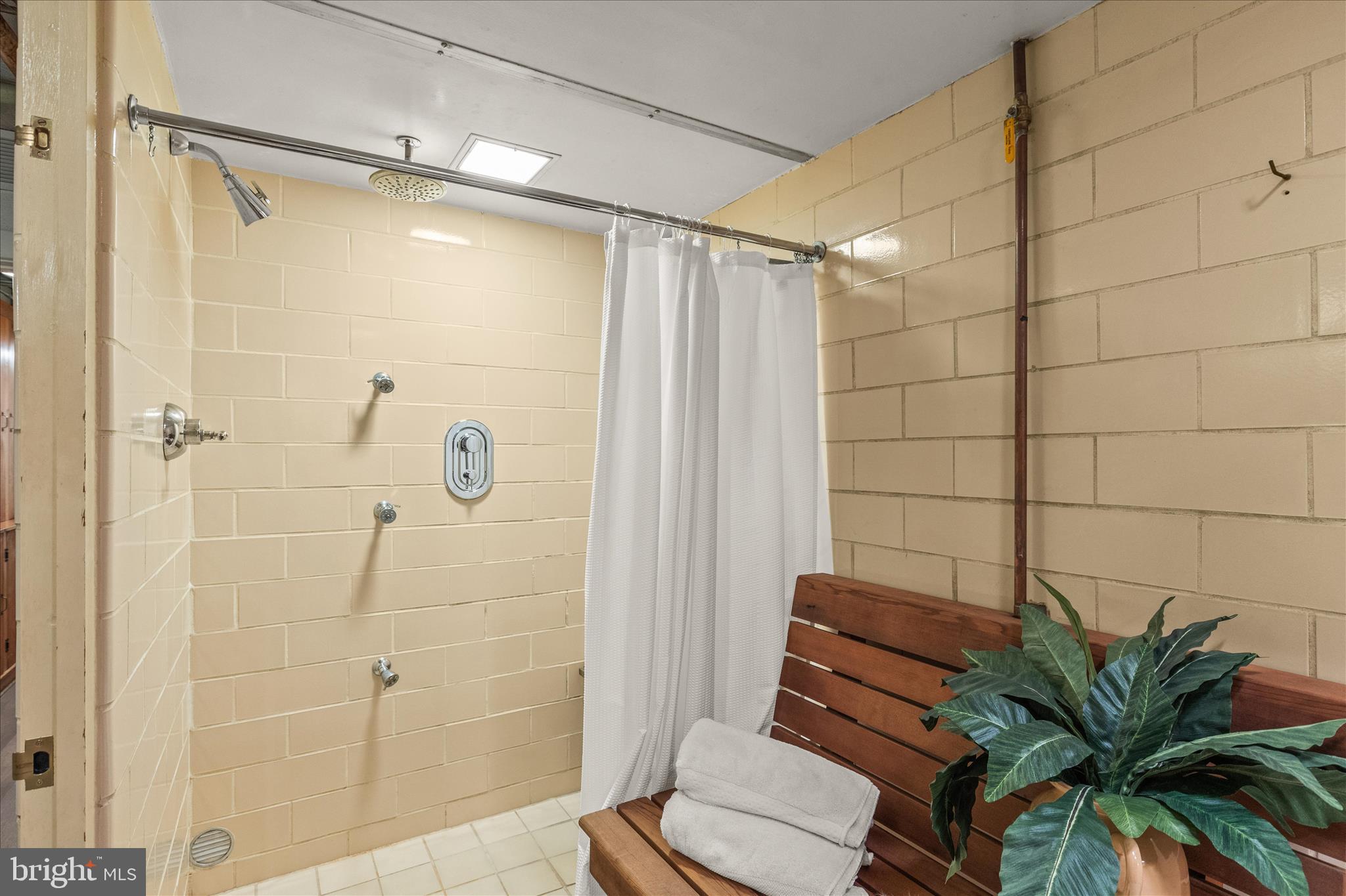 CLEARVIEW - Residential