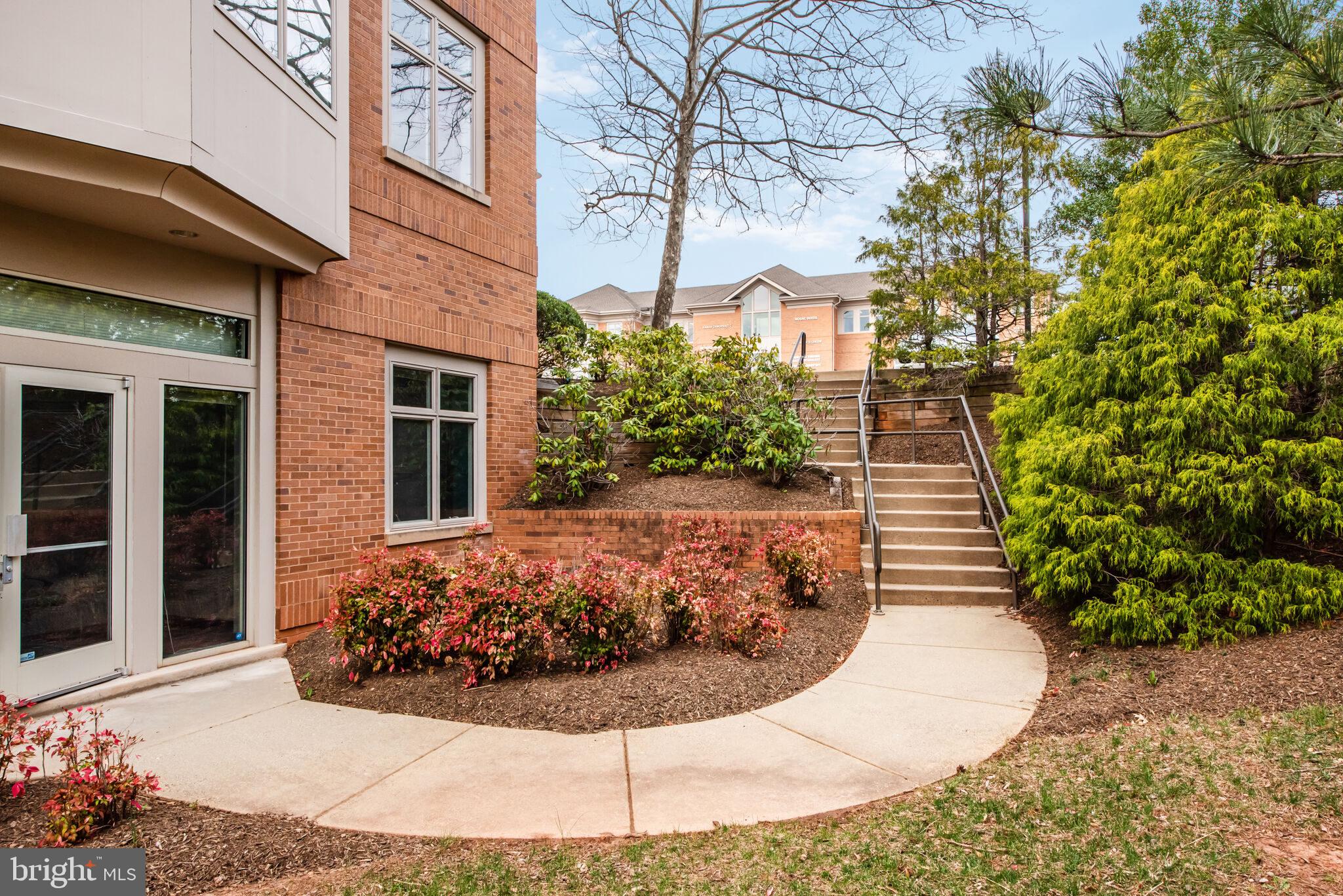 46175 Westlake WESTLAKE DRIVE 100