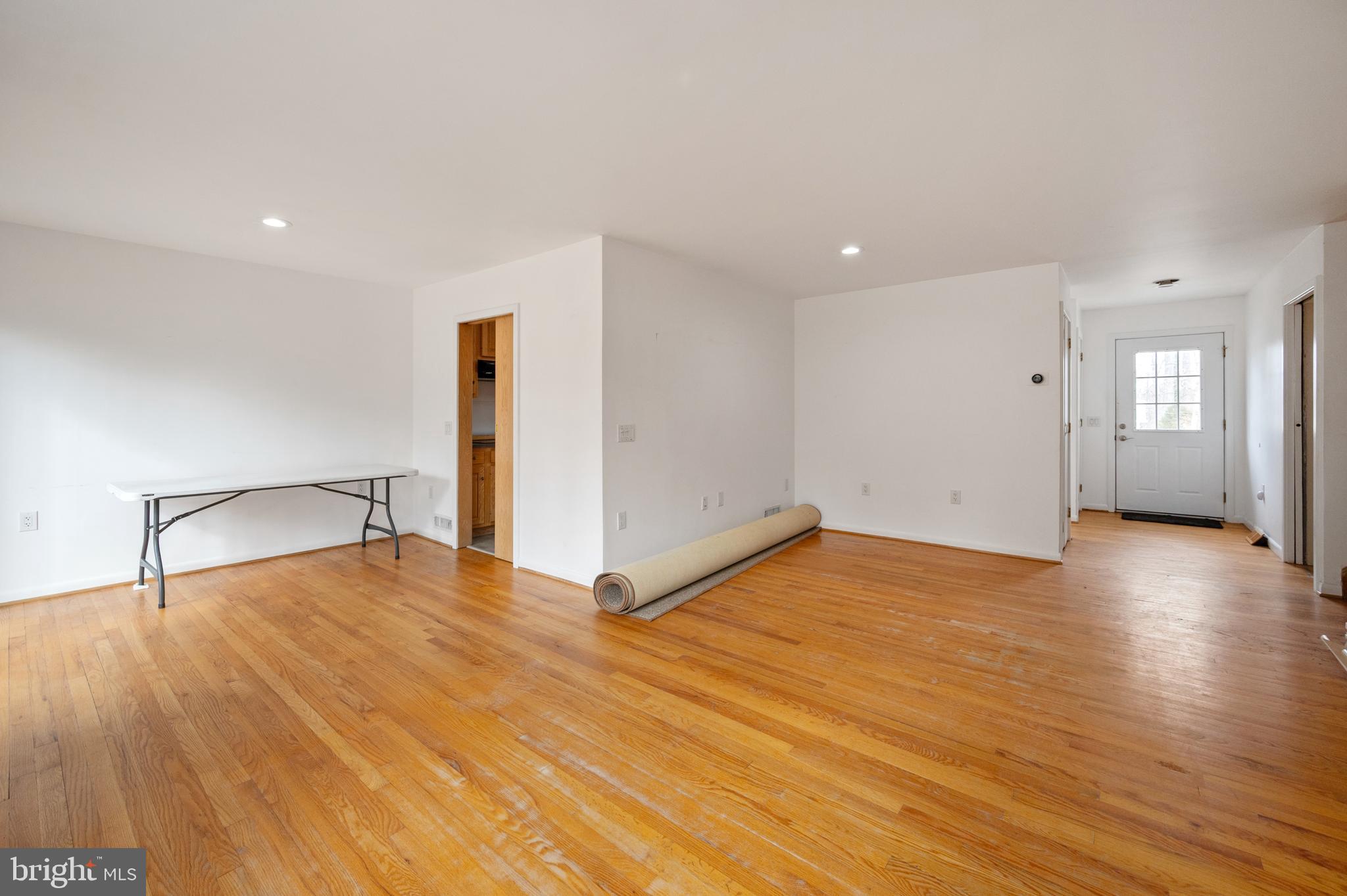 WEST SPRINGFIELD - Residential