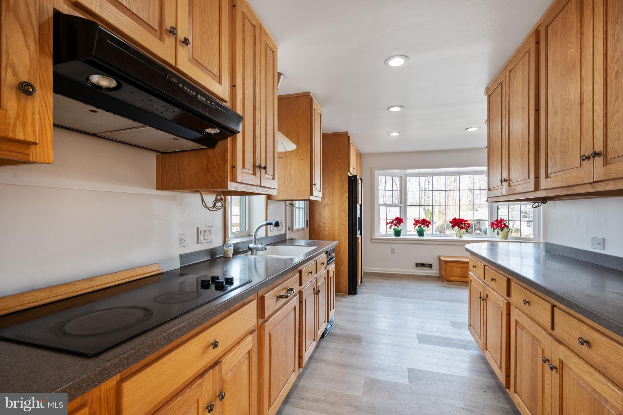 WEST SPRINGFIELD - Residential