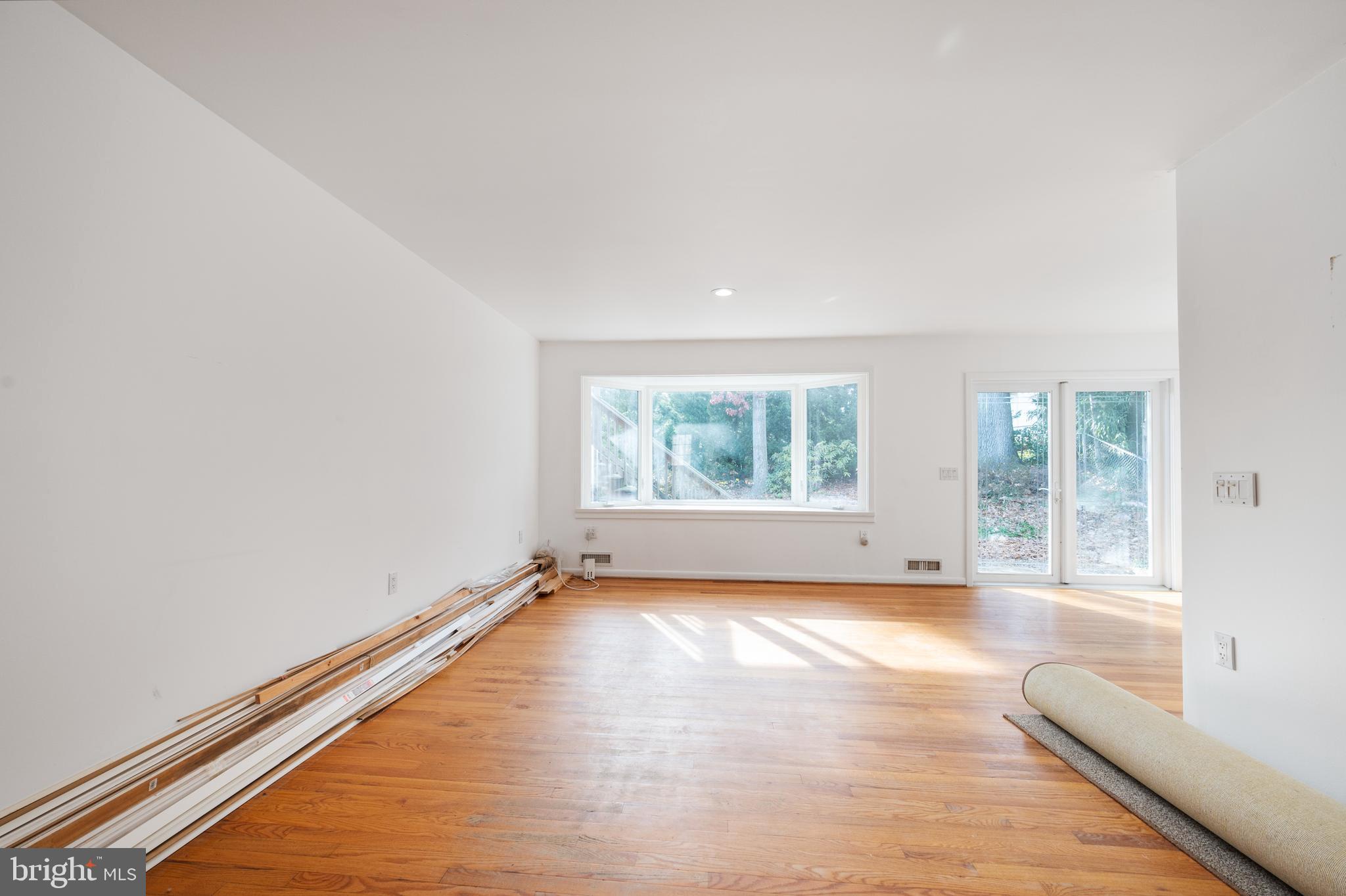 WEST SPRINGFIELD - Residential