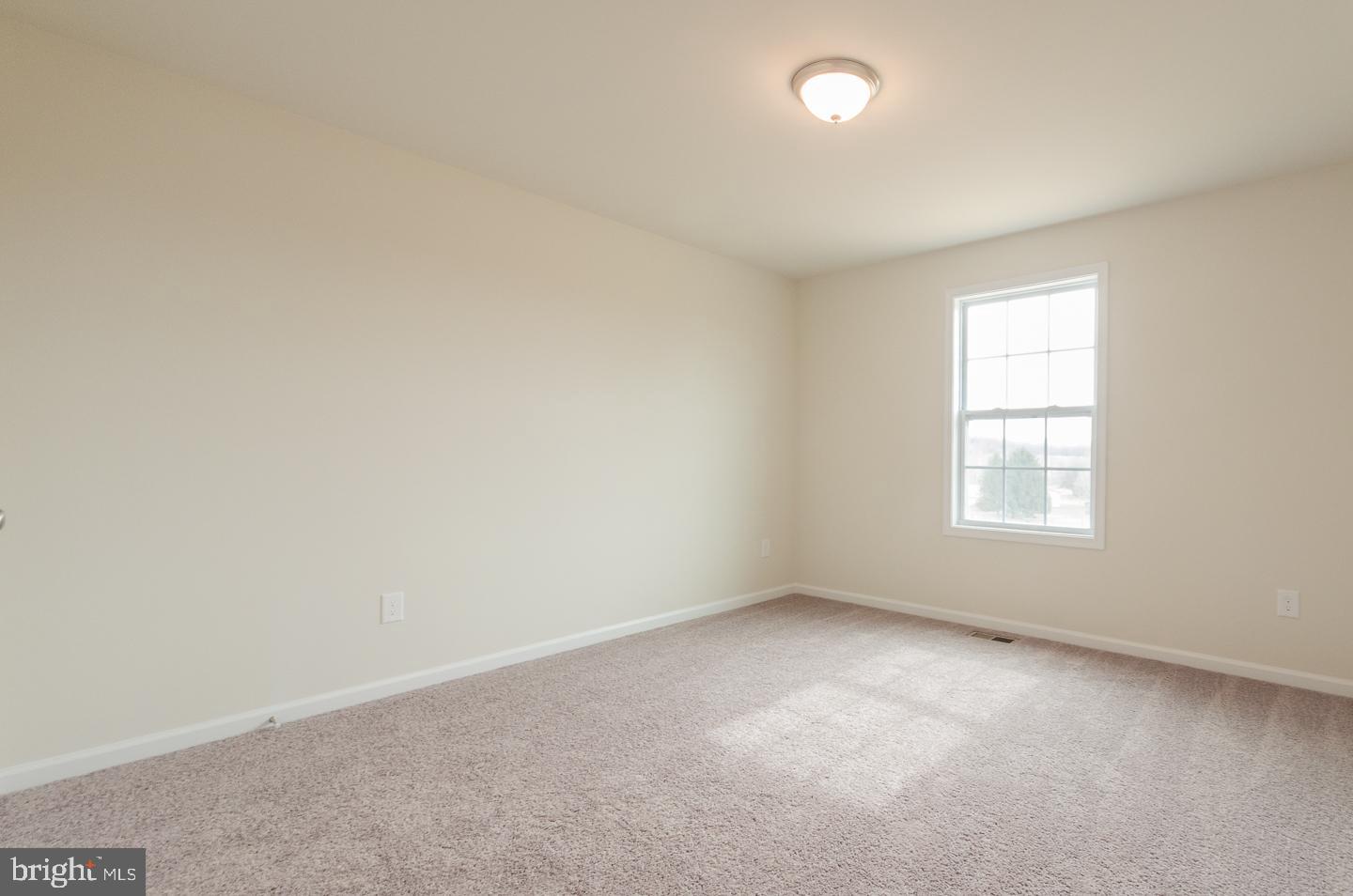 SUMMIT VIEW ESTATES - Residential