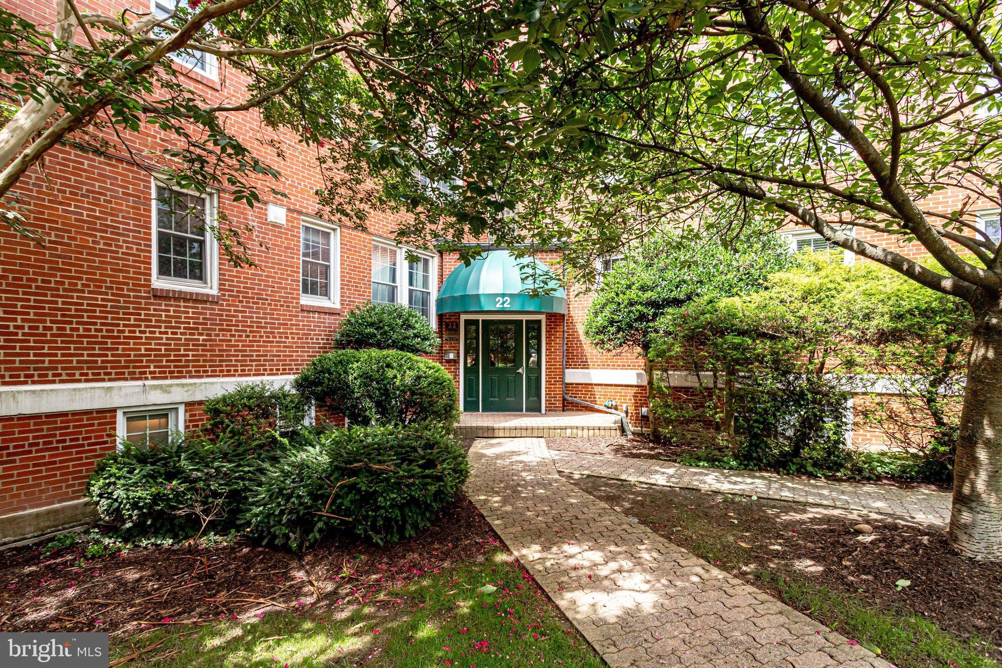 ARBORS OF ARLINGTON - Residential