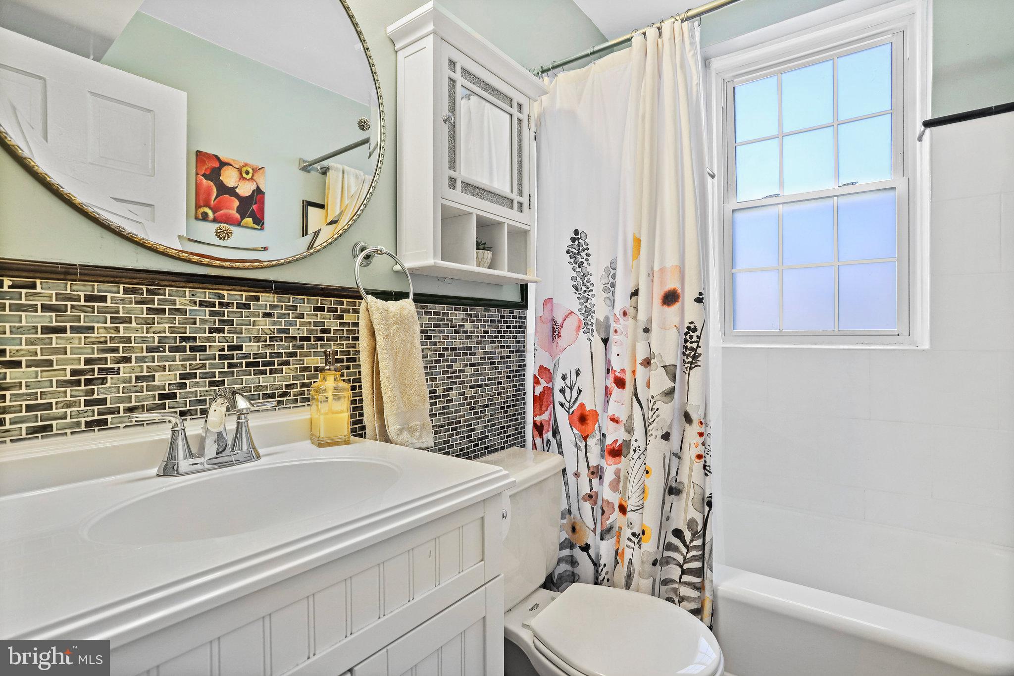 ARBORS OF ARLINGTON - Residential