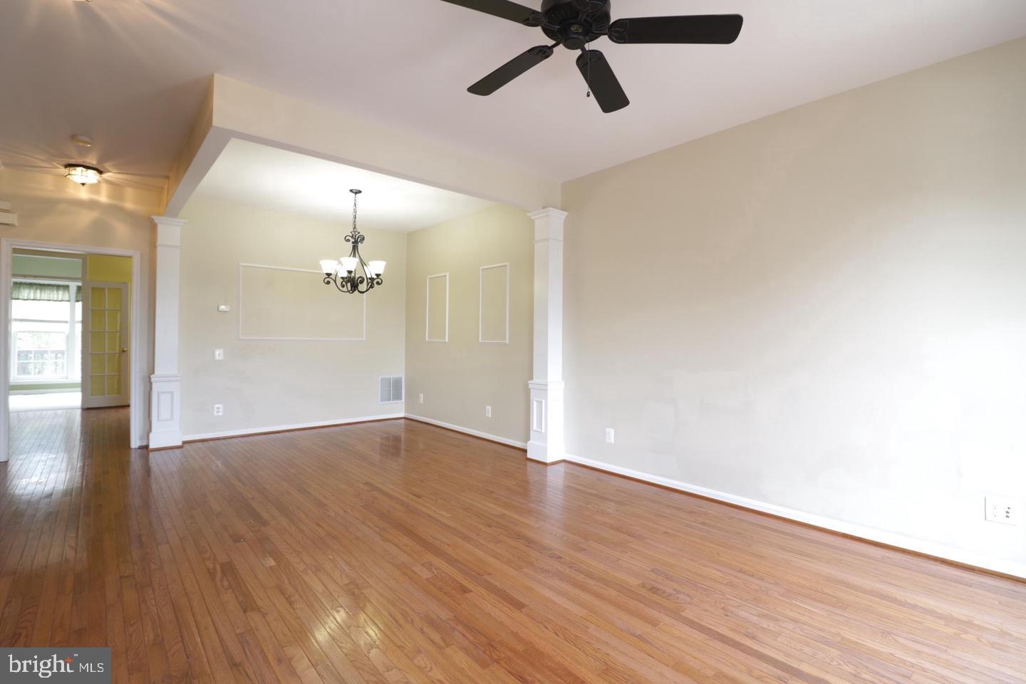 LOUDOUN PARKWAY CENTER - Residential Lease