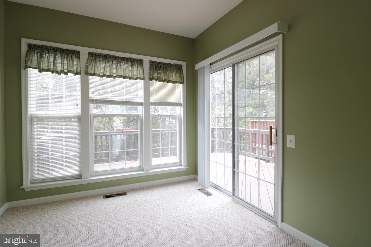 LOUDOUN PARKWAY CENTER - Residential Lease