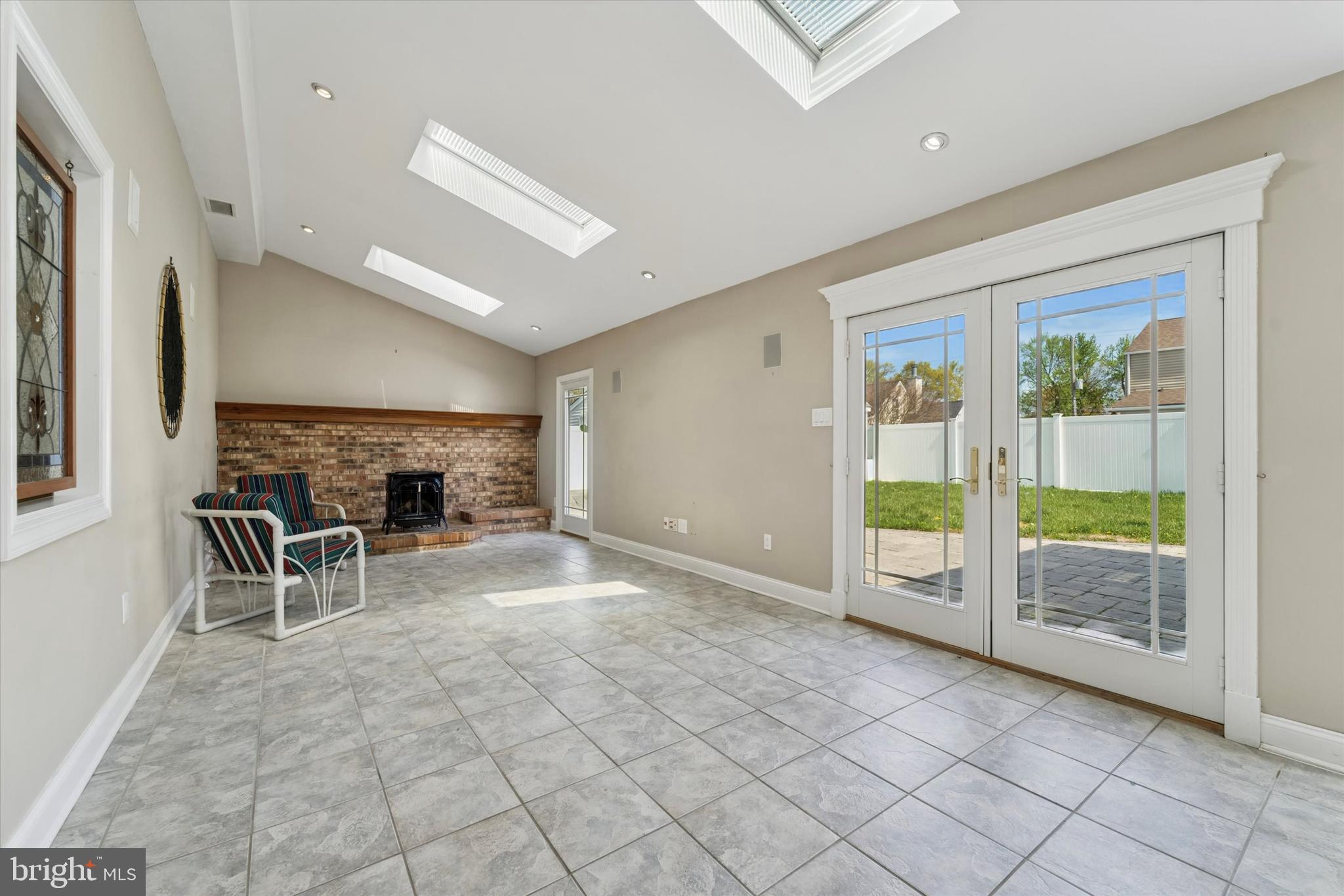 FAIRBRIDGE - Residential