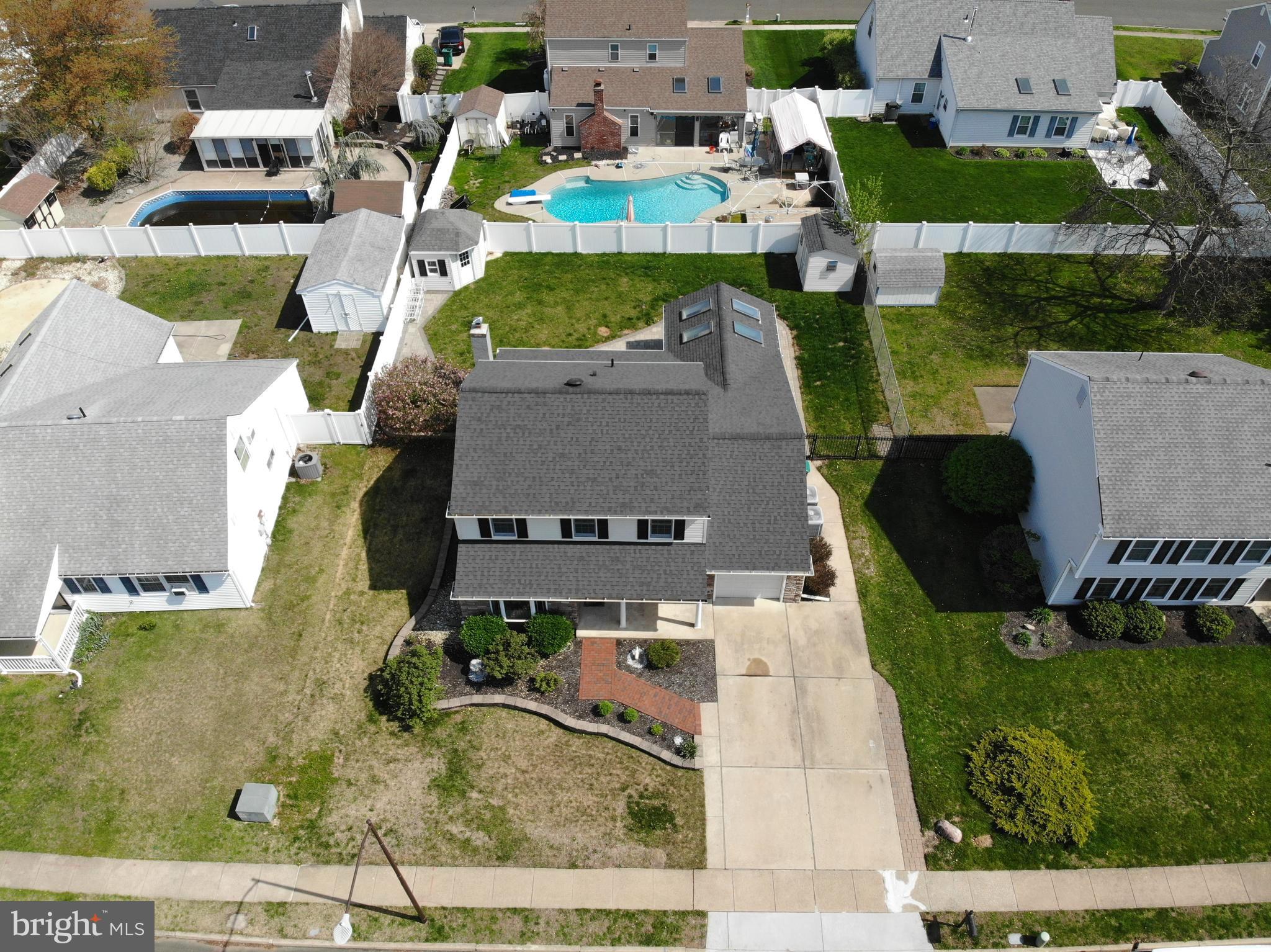 FAIRBRIDGE - Residential