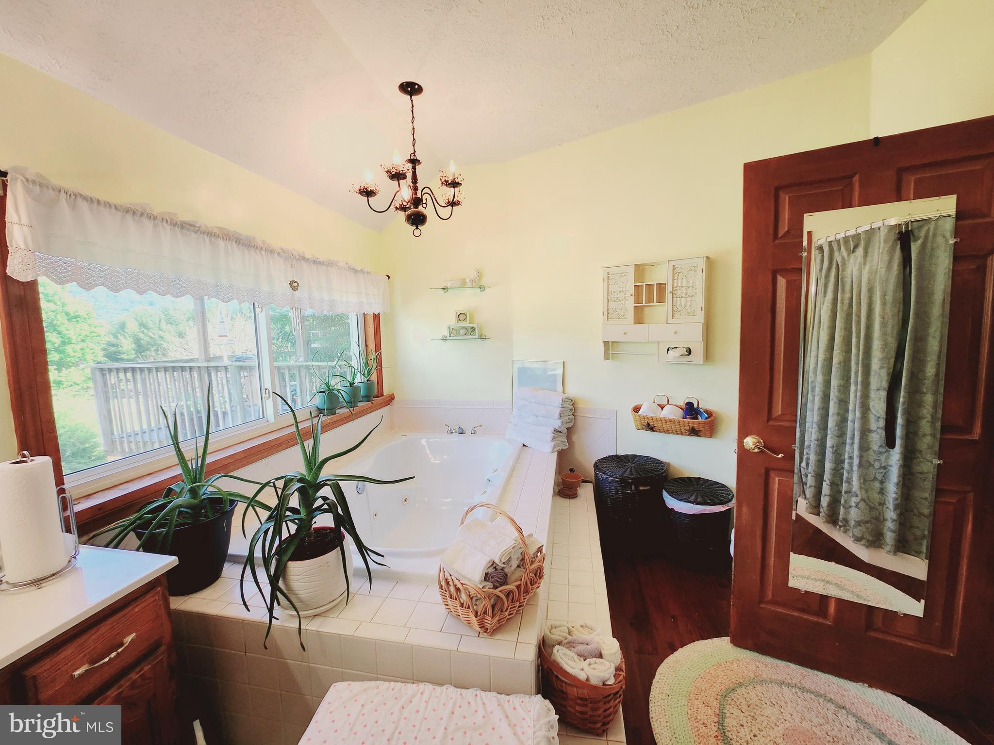 BACK CREEK - Residential