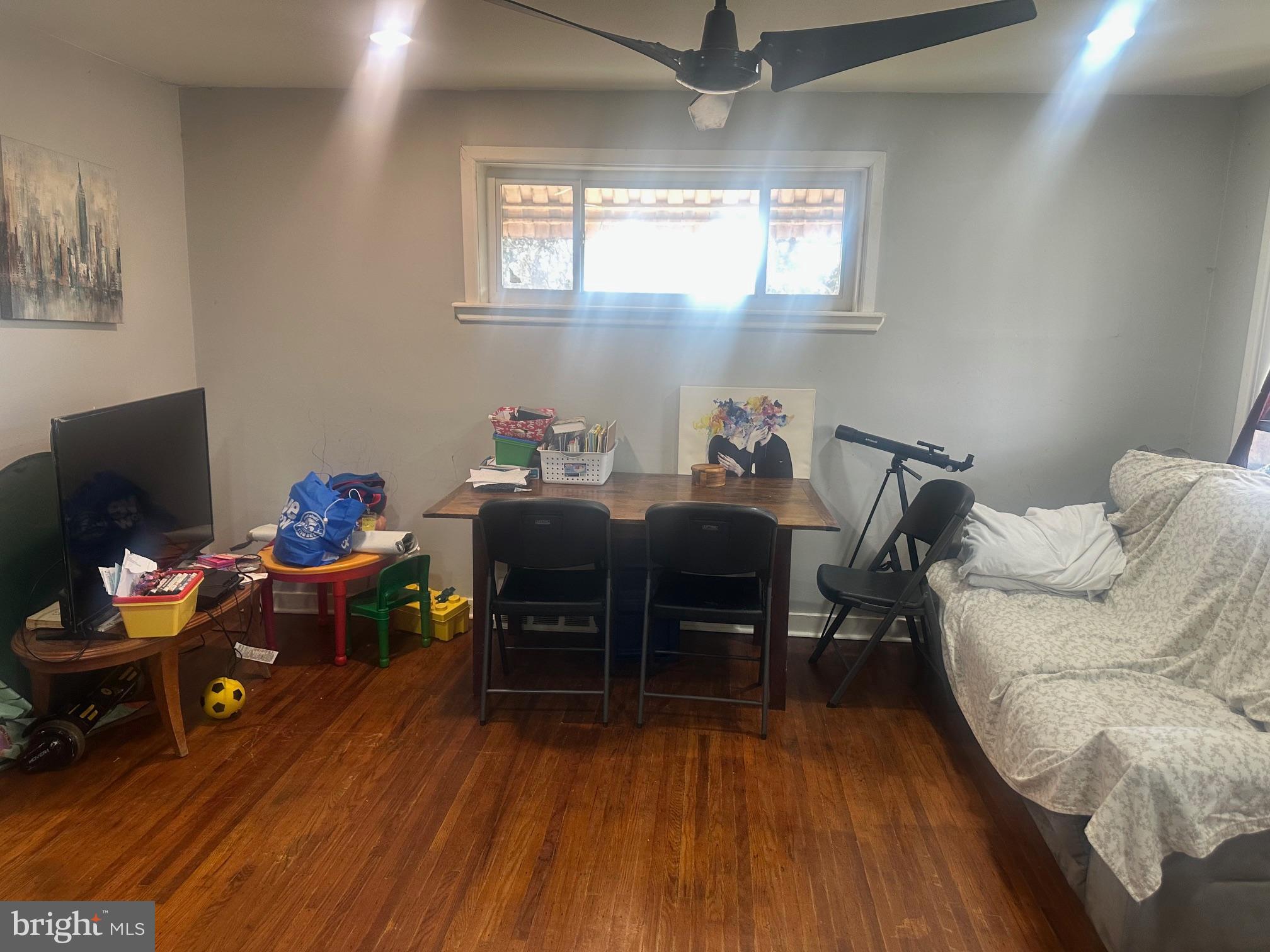 1823 VAN KIRK STREET