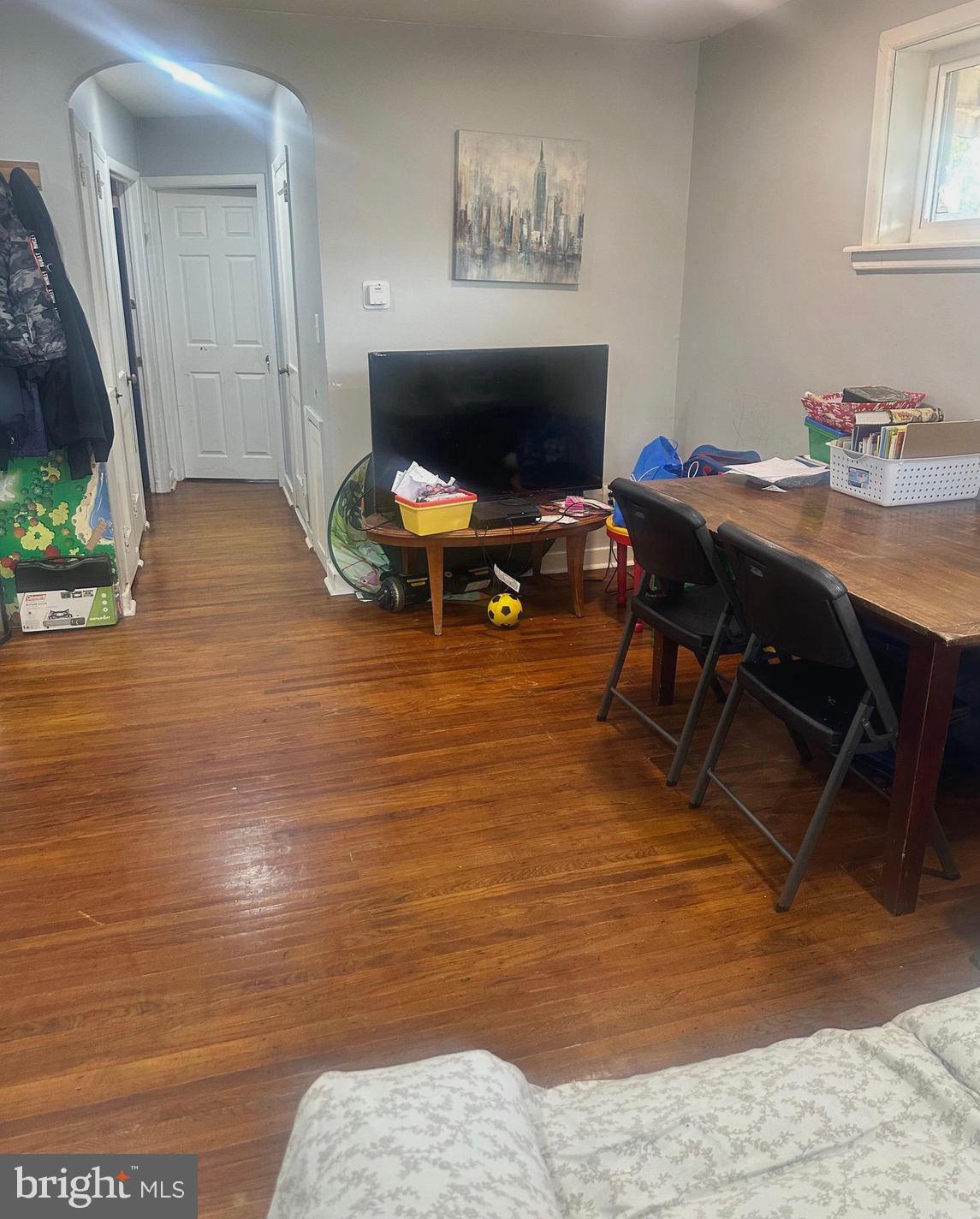 1823 VAN KIRK STREET