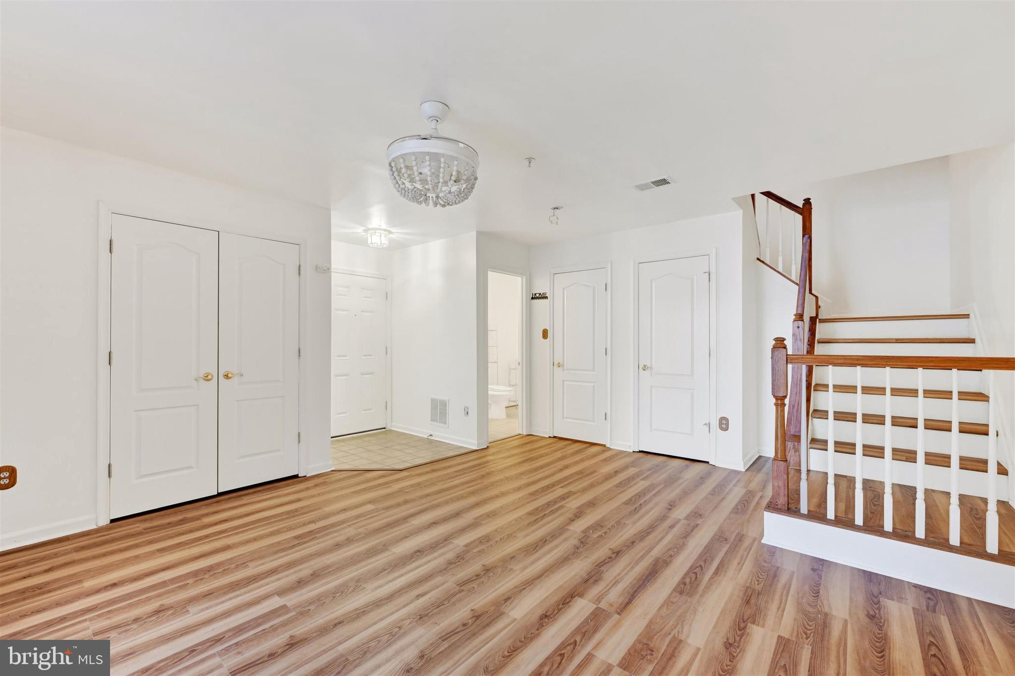 ANDOVER / FOXRIDGE - Residential Lease