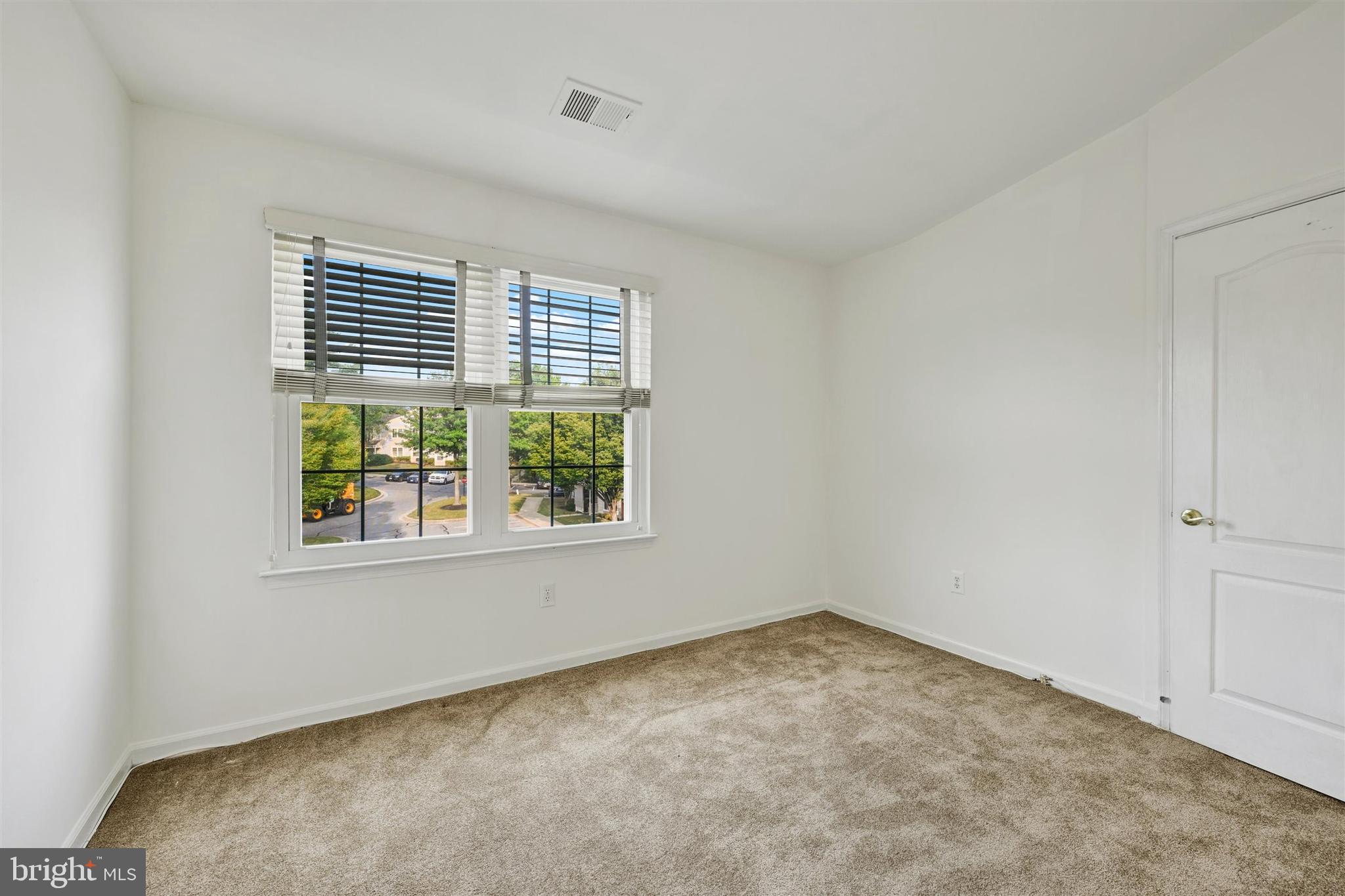 ANDOVER / FOXRIDGE - Residential Lease